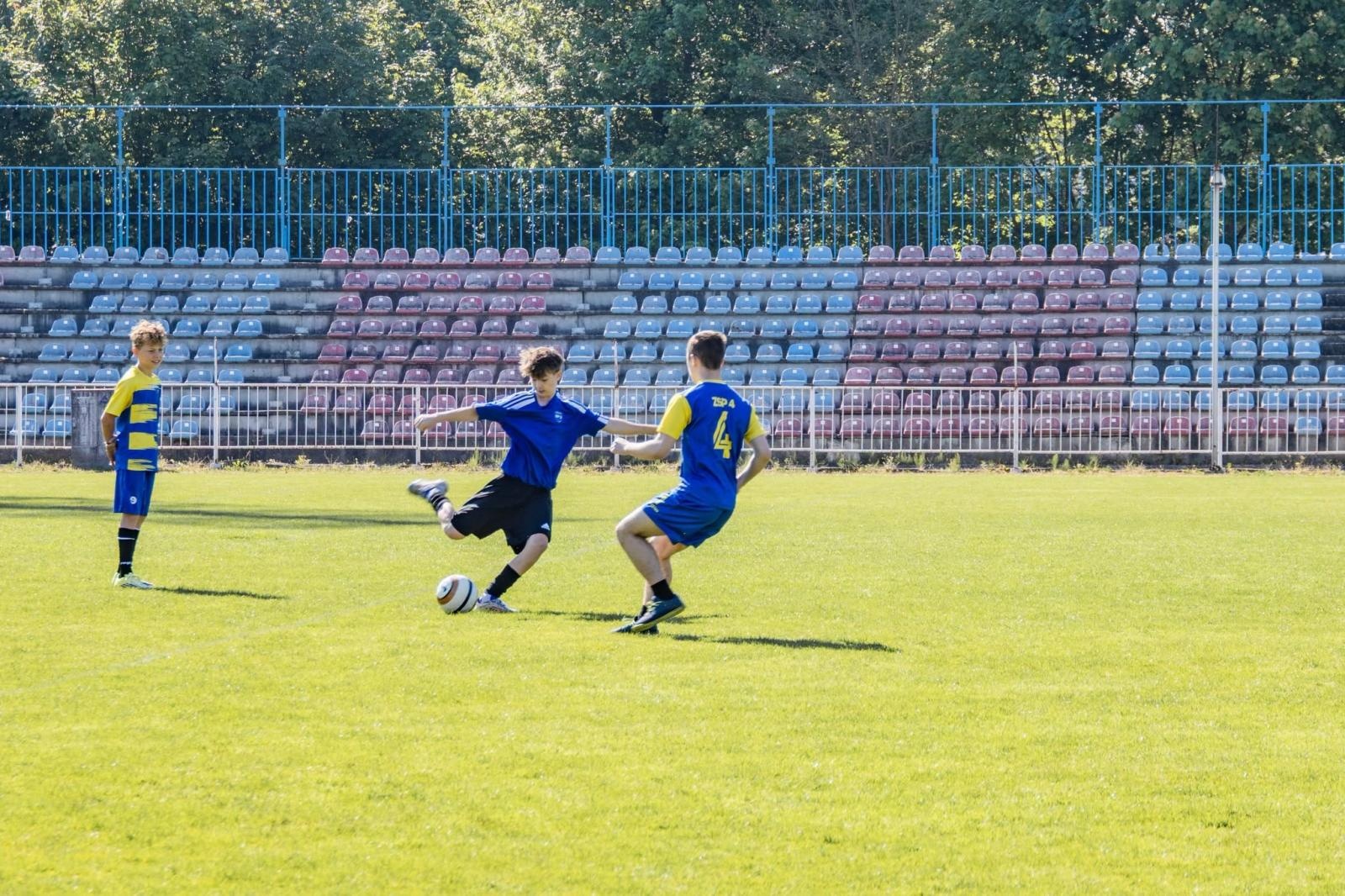 Zdjęcie w galerii na portalu naszwodzislaw.com: Sport, rywalizacja i edukacja. Ruszyła kolejna edycja turnieju Z głową w sieci wiadomości z regionu