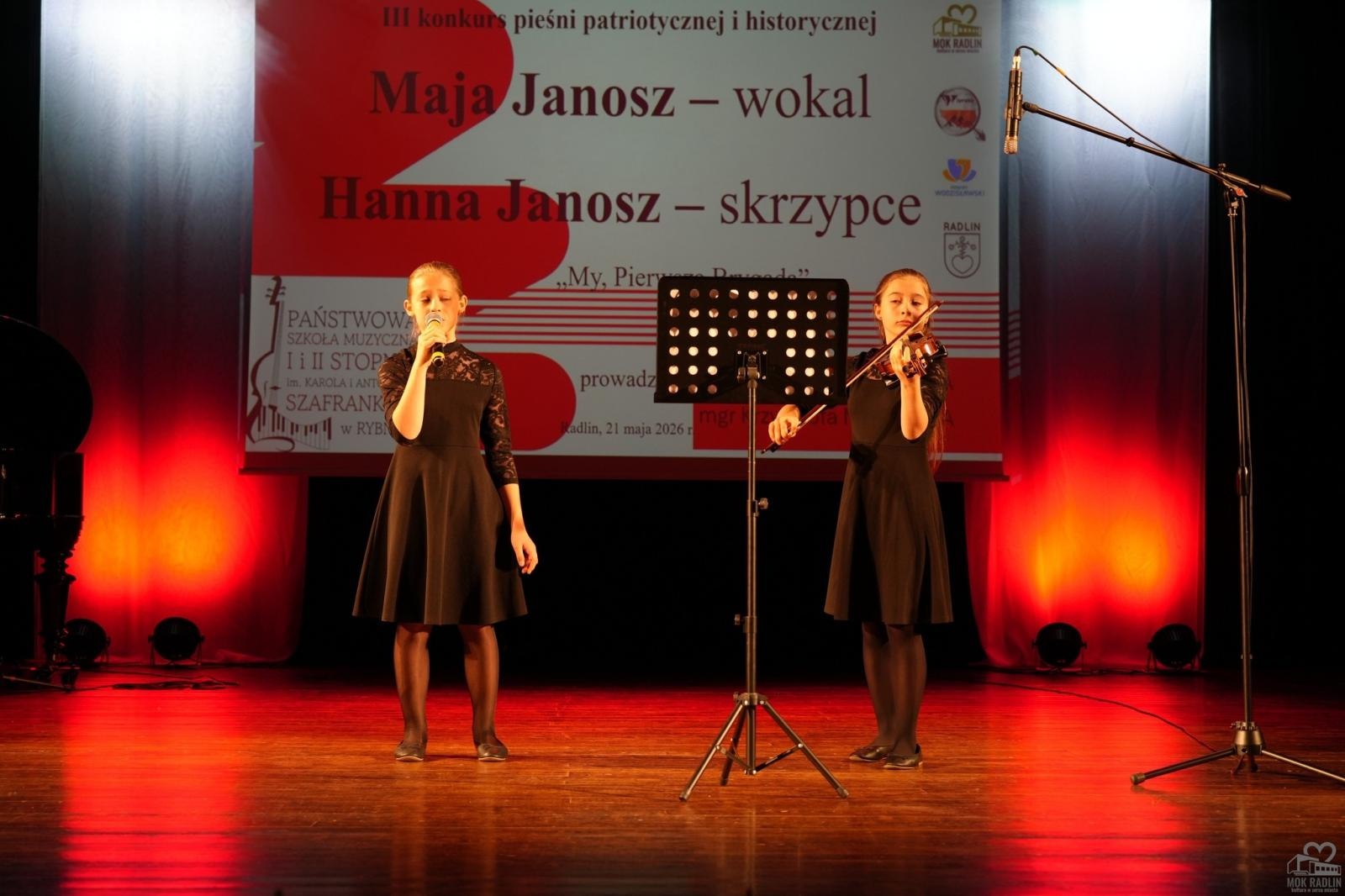 Zdjęcie w galerii na portalu naszwodzislaw.com: Młode głosy, wielkie emocje. Gala finałowa konkursu wokalnego za nami [FOTO] wiadomości z regionu