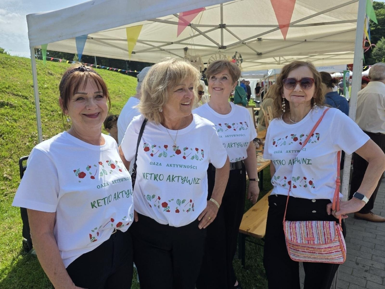 Zdjęcie w galerii na portalu naszwodzislaw.com: Weekend, który połączył mieszkańców. Kultura i integracja na Trzech Wzgórzach [FOTO] wiadomości z regionu