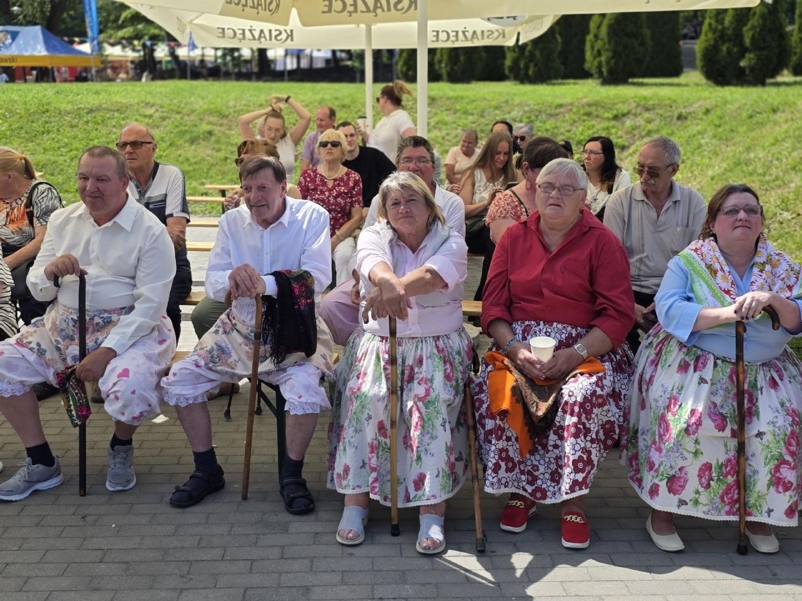 Zdjęcie w galerii na portalu naszwodzislaw.com: Weekend, który połączył mieszkańców. Kultura i integracja na Trzech Wzgórzach [FOTO] wiadomości z regionu