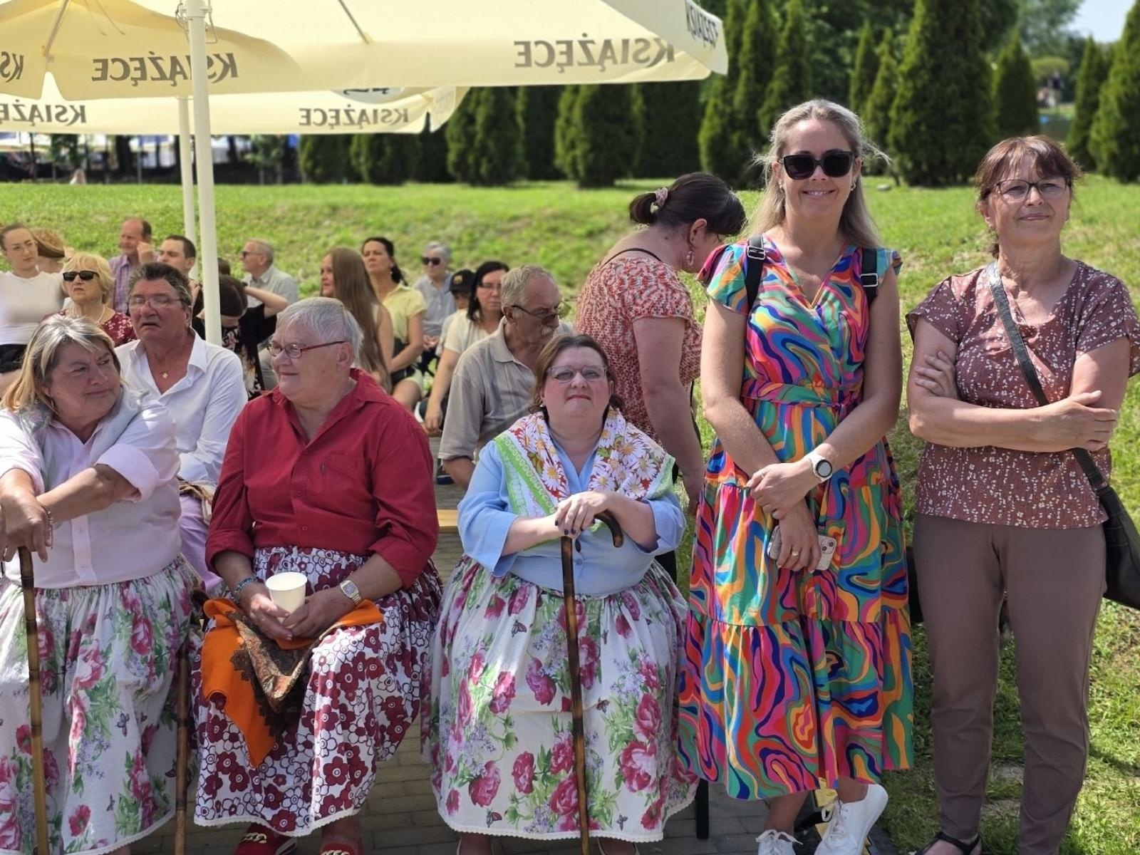 Zdjęcie w galerii na portalu naszwodzislaw.com: Weekend, który połączył mieszkańców. Kultura i integracja na Trzech Wzgórzach [FOTO] wiadomości z regionu
