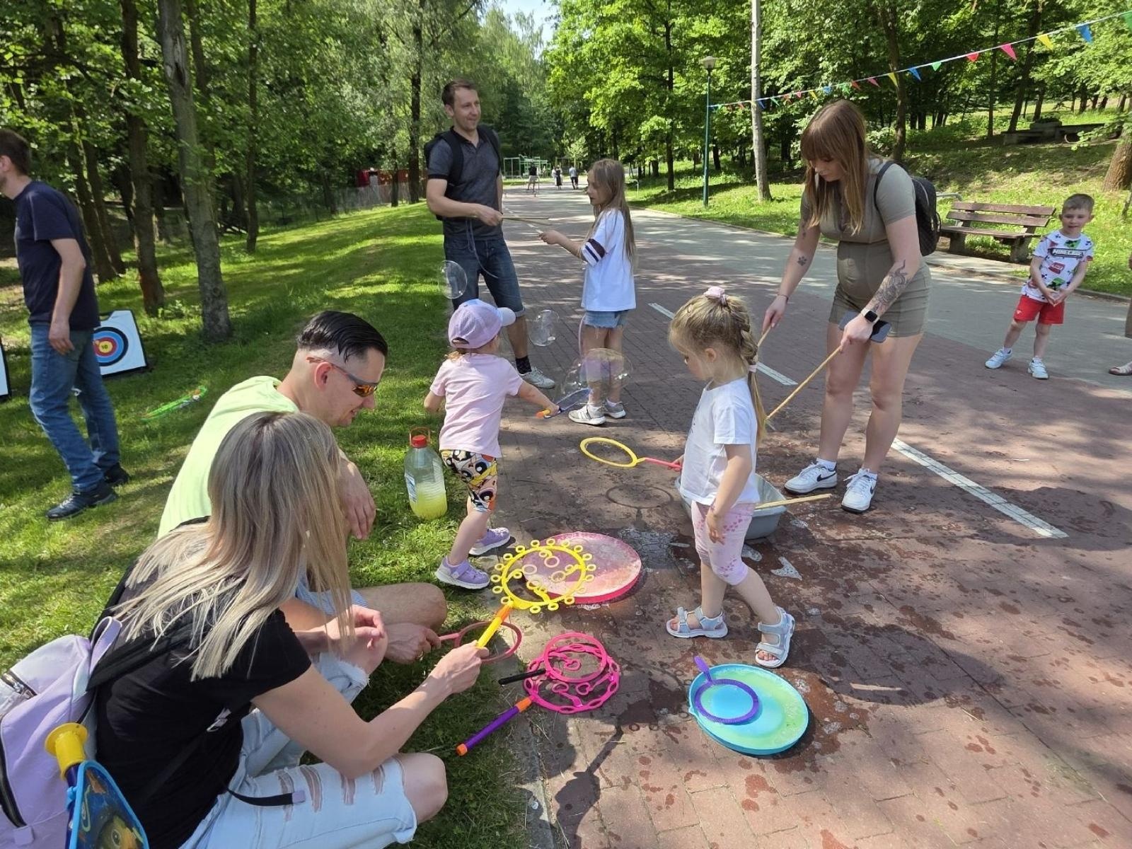 Zdjęcie w galerii na portalu naszwodzislaw.com: Weekend, który połączył mieszkańców. Kultura i integracja na Trzech Wzgórzach [FOTO] wiadomości z regionu