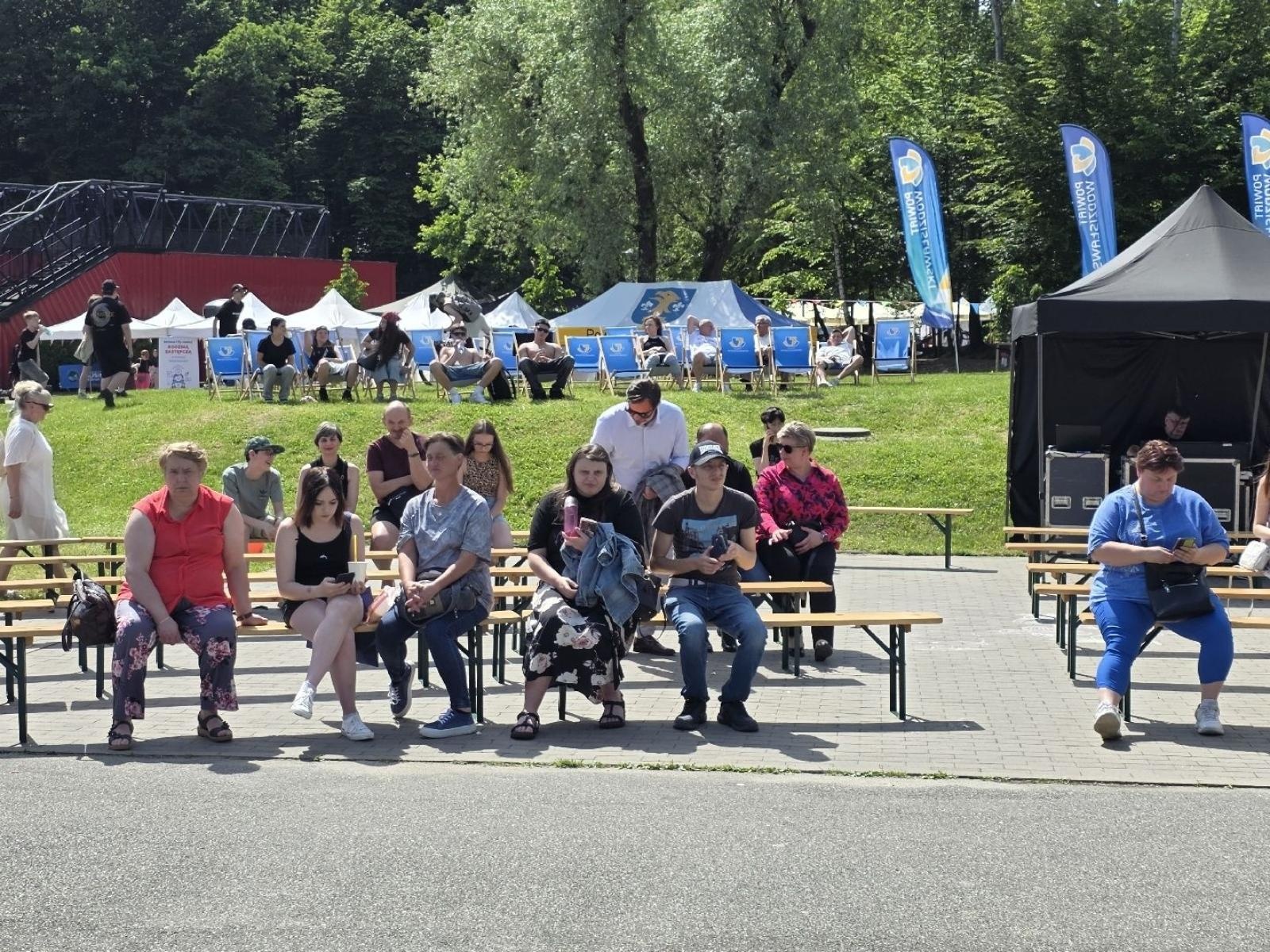 Zdjęcie w galerii na portalu naszwodzislaw.com: Weekend, który połączył mieszkańców. Kultura i integracja na Trzech Wzgórzach [FOTO] wiadomości z regionu