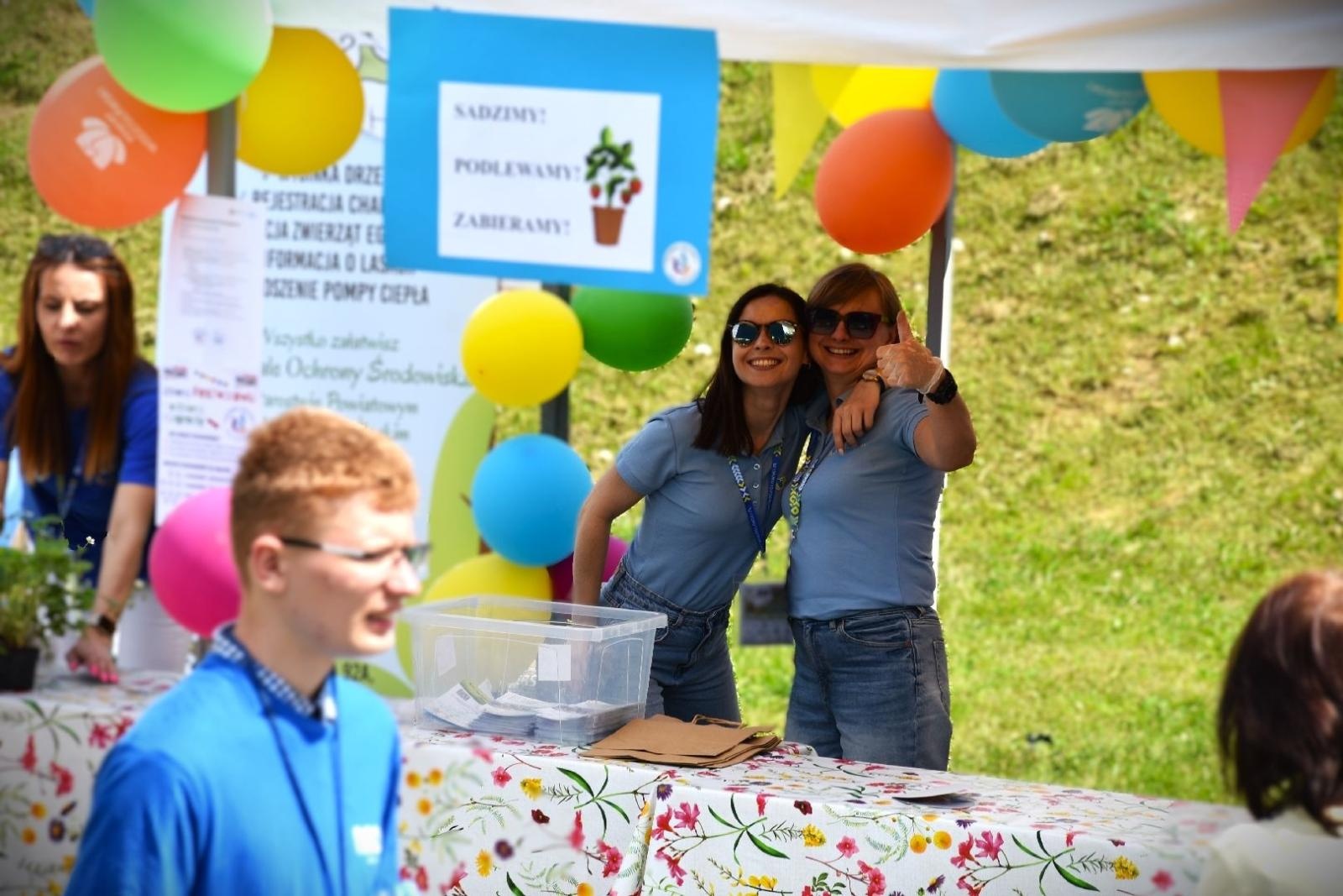 Zdjęcie w galerii na portalu naszwodzislaw.com: Weekend, który połączył mieszkańców. Kultura i integracja na Trzech Wzgórzach [FOTO] wiadomości z regionu