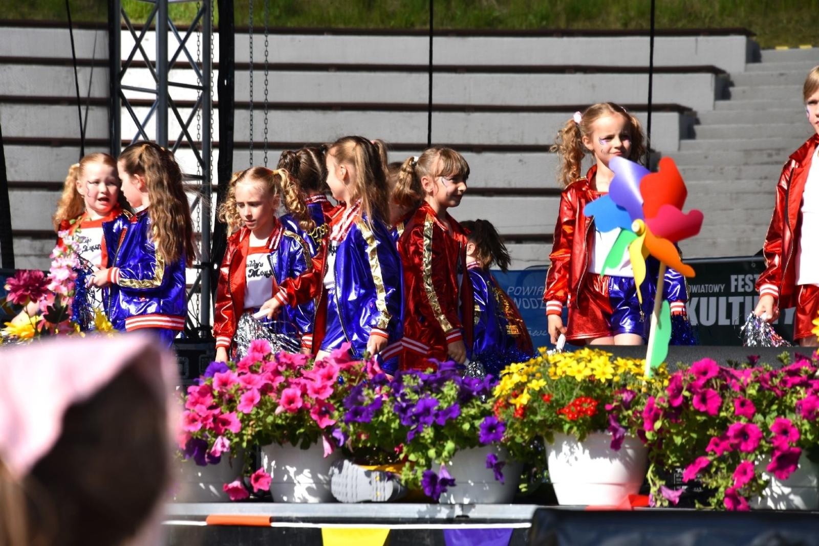Zdjęcie w galerii na portalu naszwodzislaw.com: Weekend, który połączył mieszkańców. Kultura i integracja na Trzech Wzgórzach [FOTO] wiadomości z regionu