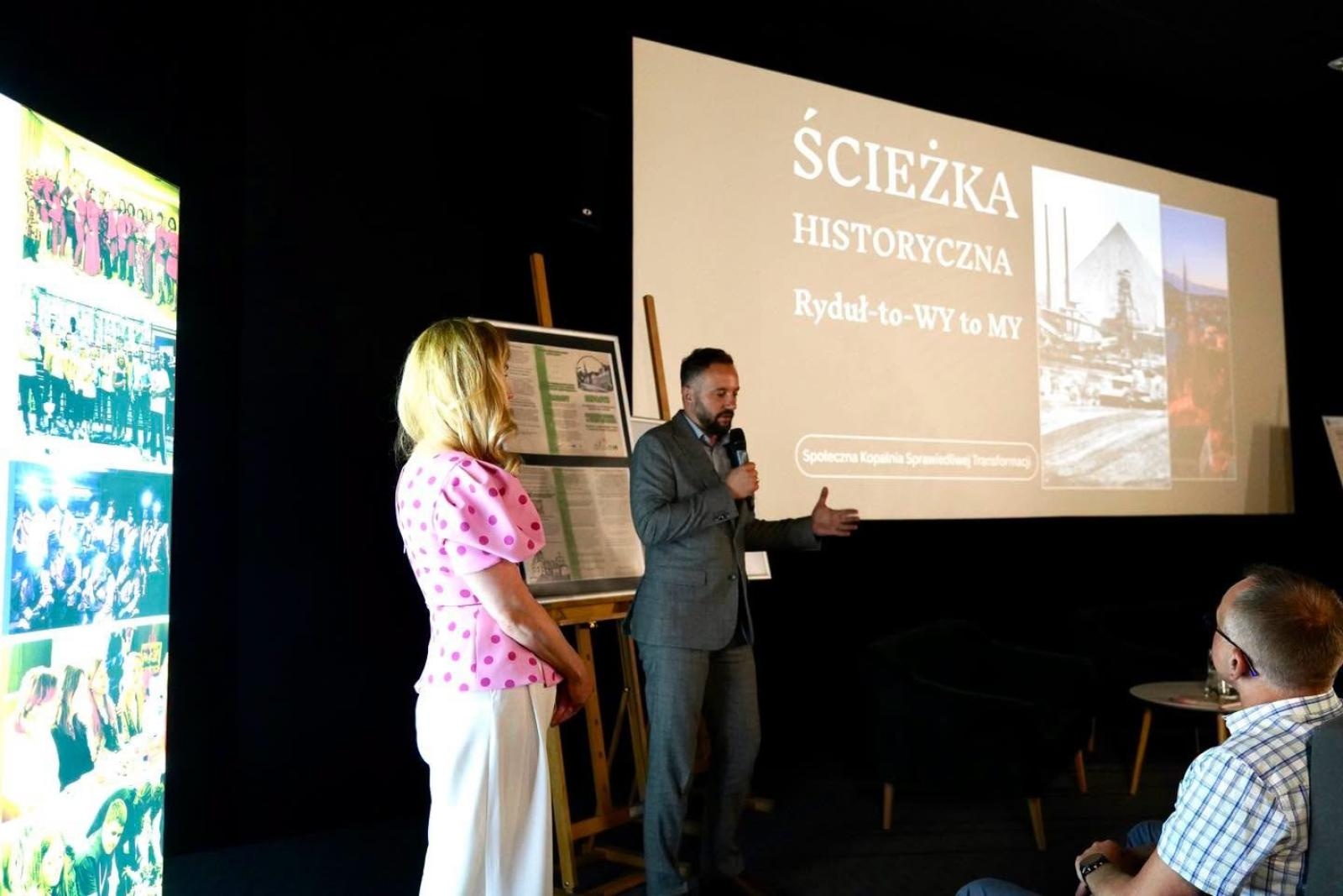 Zdjęcie w galerii na portalu naszwodzislaw.com: Szpacyr ze zagadkami i nowa ścieżka historyczna. Rydułtowy odkrywają swoje dziedzictwo wiadomości z regionu