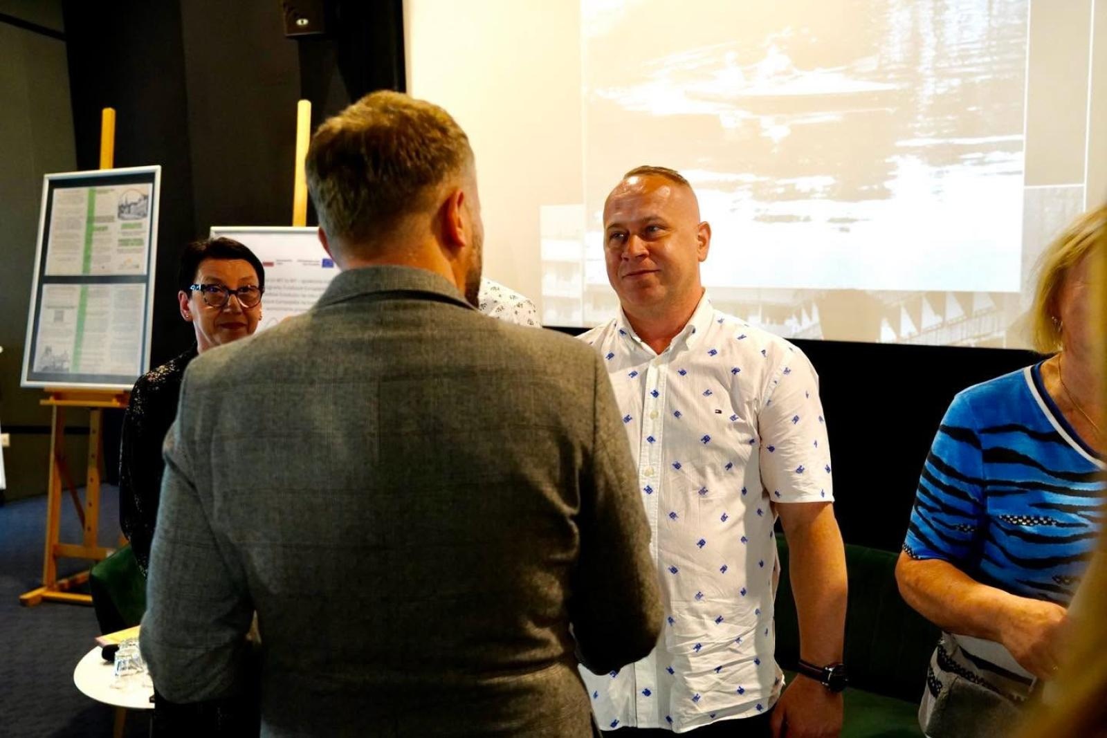 Zdjęcie w galerii na portalu naszwodzislaw.com: Szpacyr ze zagadkami i nowa ścieżka historyczna. Rydułtowy odkrywają swoje dziedzictwo wiadomości z regionu