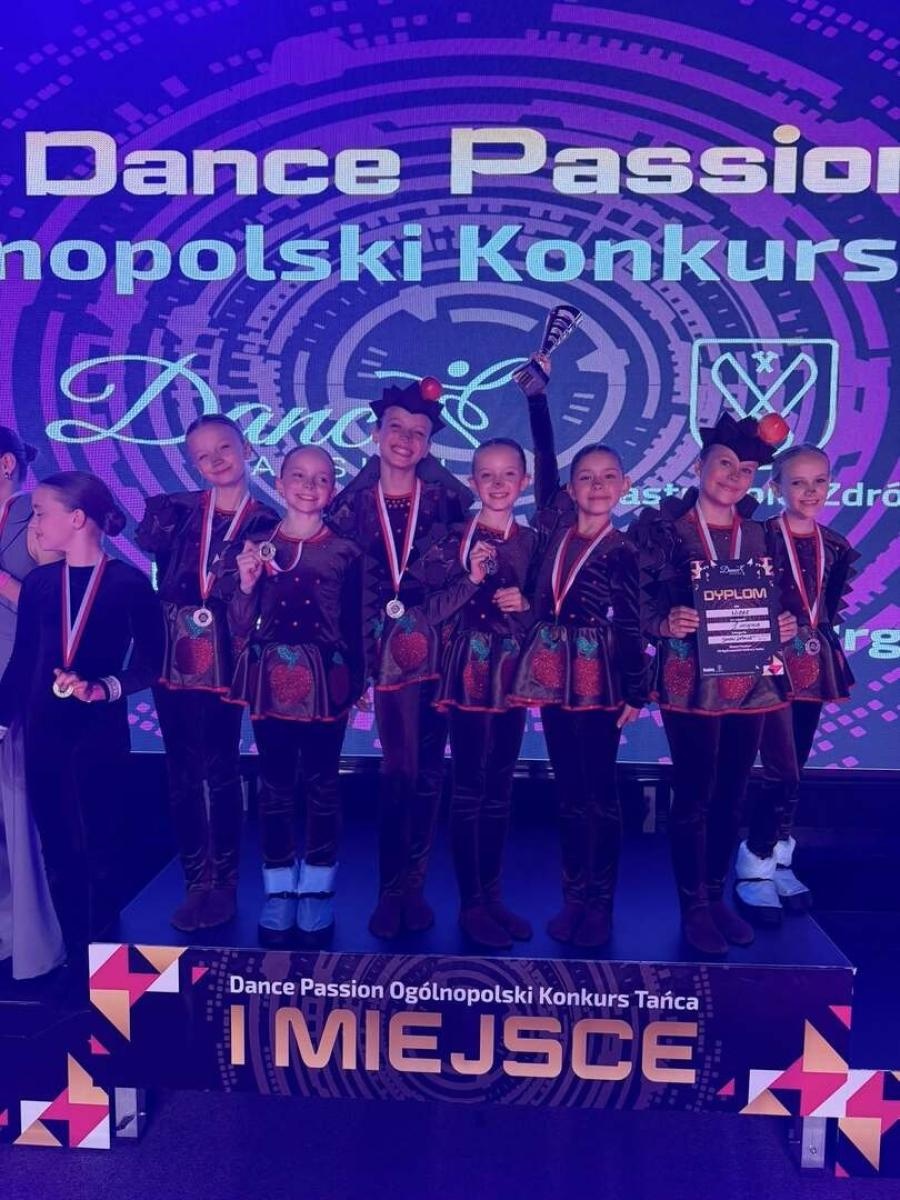 Zdjęcie w galerii na portalu naszwodzislaw.com: Tancerze Mirażu podbijają Jastrzębie-Zdrój. Fala medali na Dance Passion wiadomości z regionu
