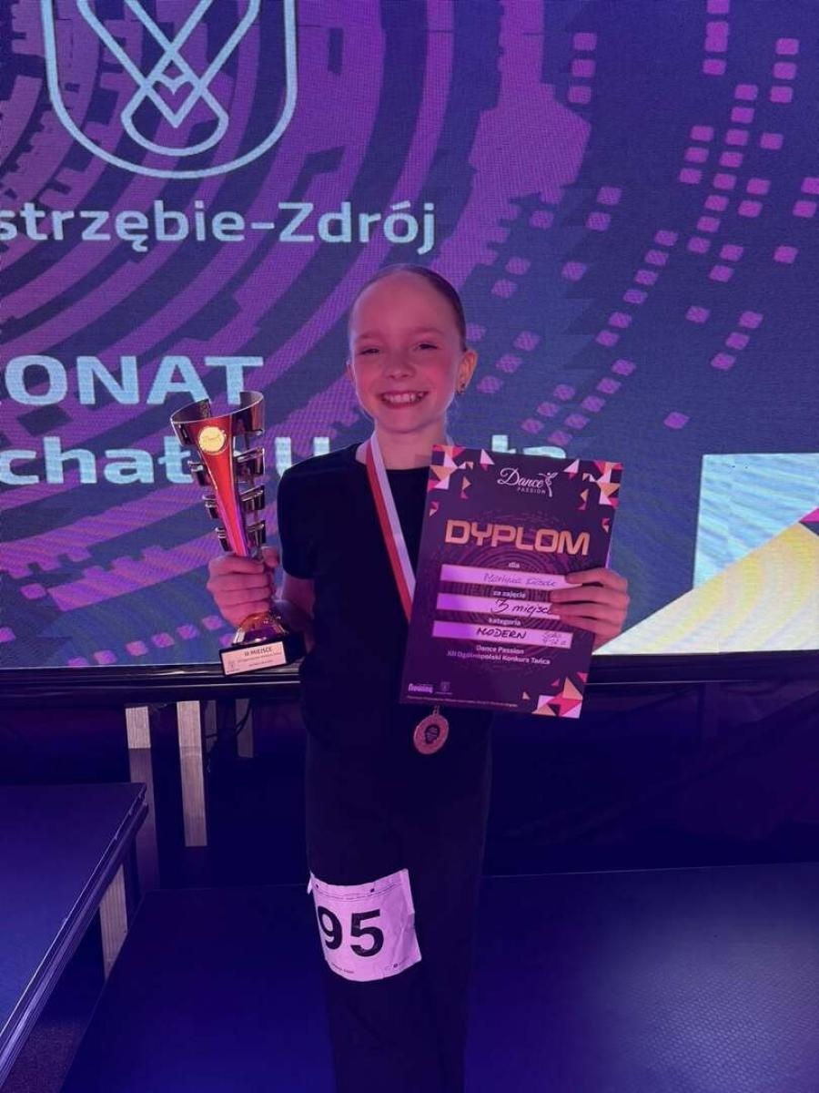 Zdjęcie w galerii na portalu naszwodzislaw.com: Tancerze Mirażu podbijają Jastrzębie-Zdrój. Fala medali na Dance Passion wiadomości z regionu