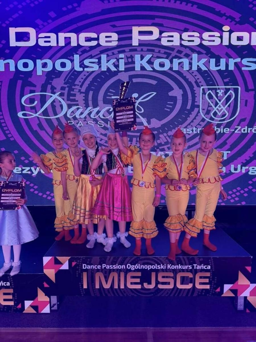 Zdjęcie w galerii na portalu naszwodzislaw.com: Tancerze Mirażu podbijają Jastrzębie-Zdrój. Fala medali na Dance Passion wiadomości z regionu