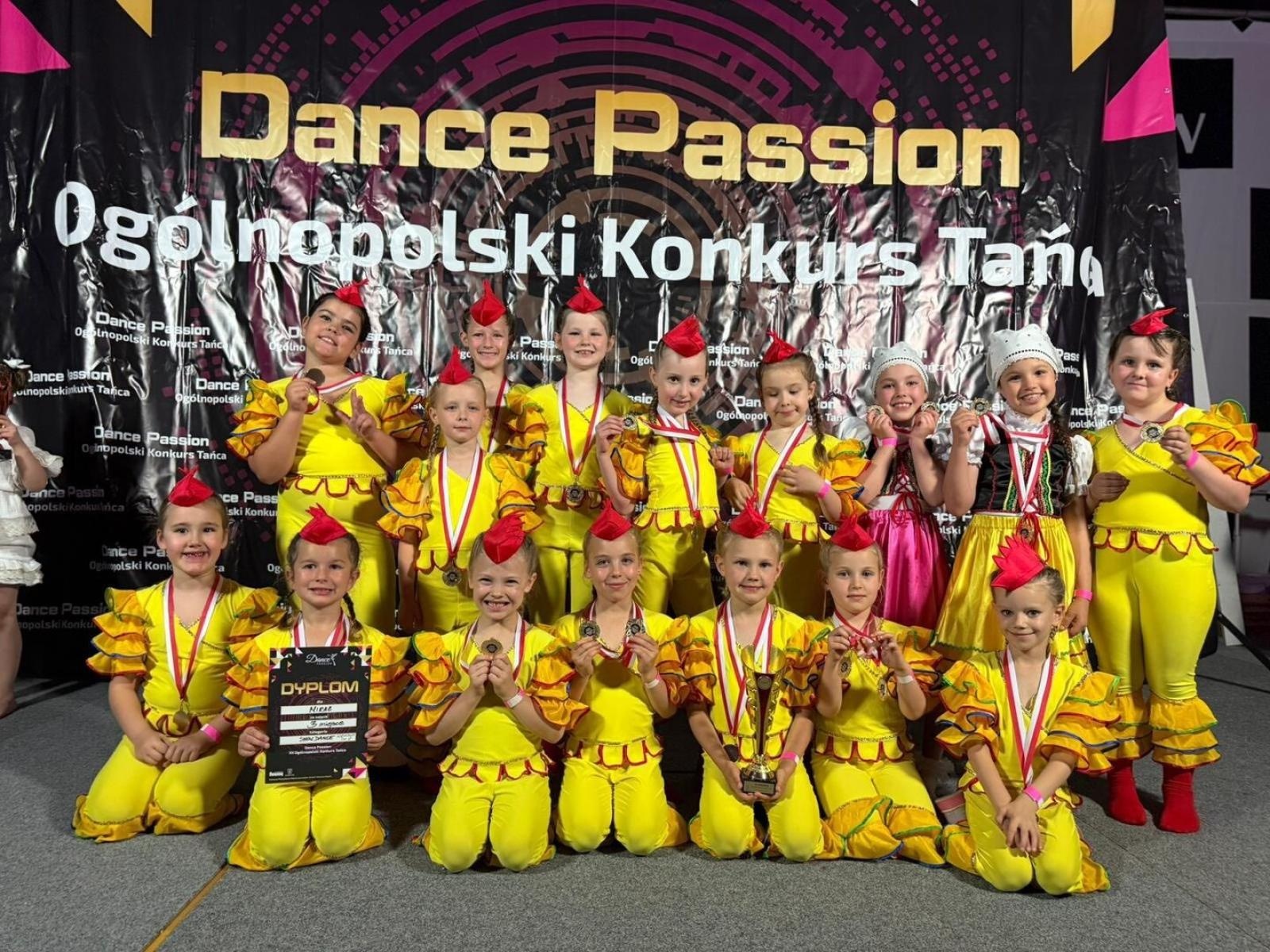 Zdjęcie w galerii na portalu naszwodzislaw.com: Tancerze Mirażu podbijają Jastrzębie-Zdrój. Fala medali na Dance Passion wiadomości z regionu