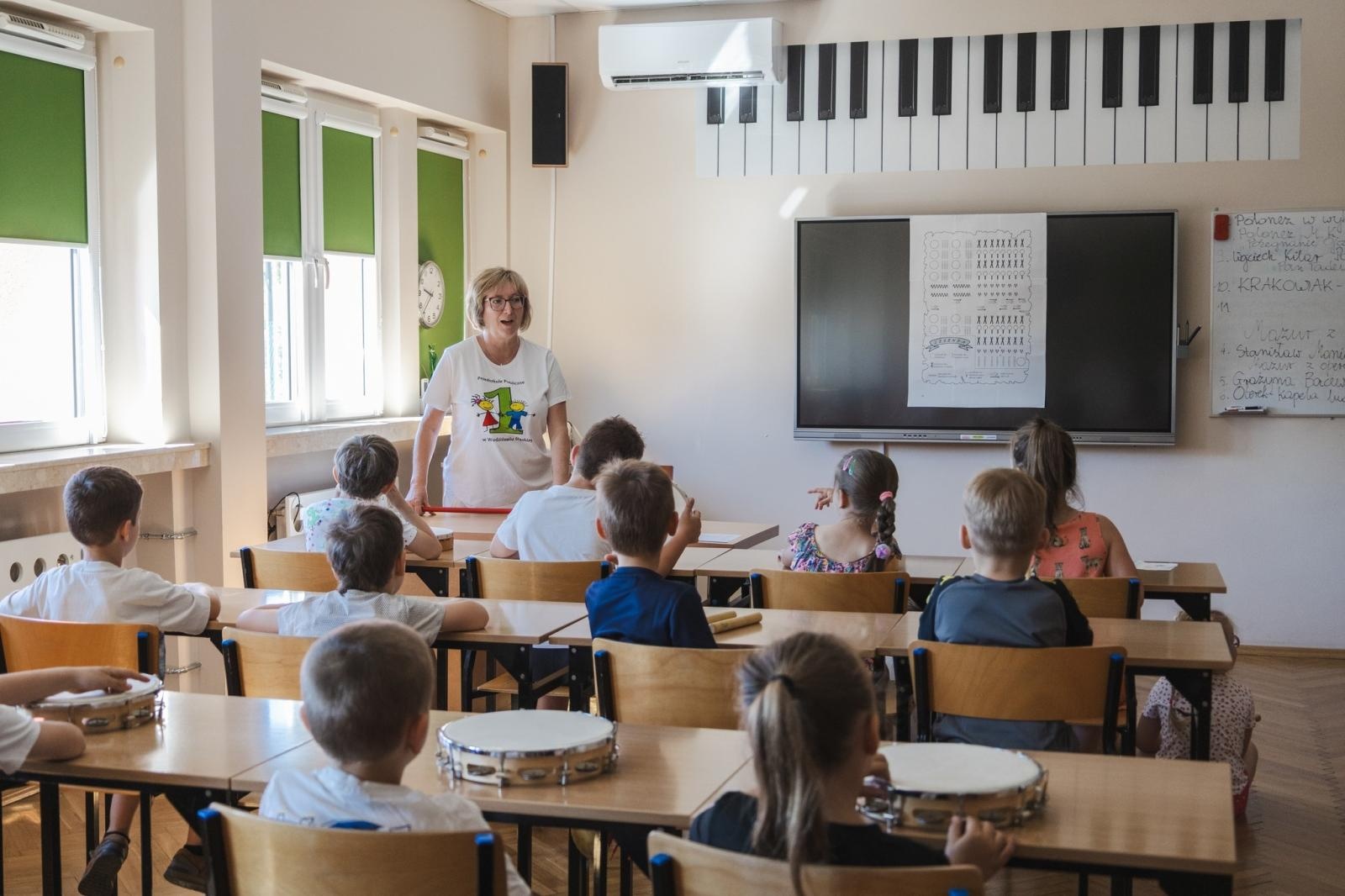 Zdjęcie w galerii na portalu naszwodzislaw.com: Bajkowa Misja Wodzisławskich Skrzatów 2026. Przedszkolaki odkrywają świat sztuki i zabawy wiadomości z regionu