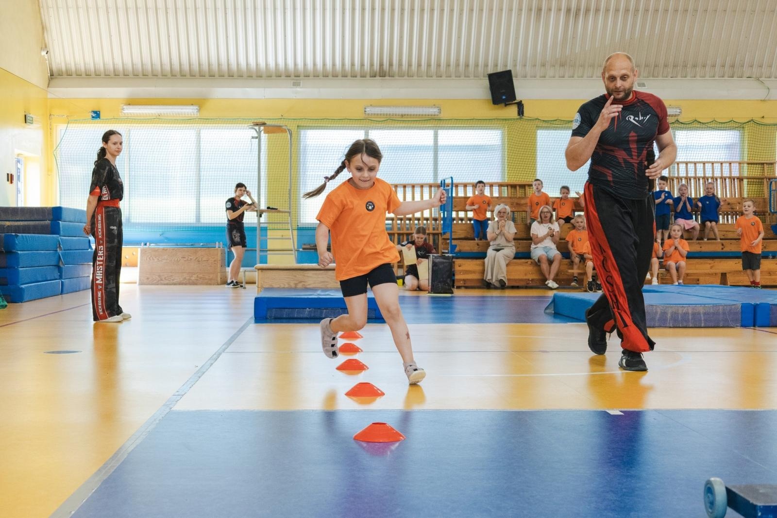 Zdjęcie w galerii na portalu naszwodzislaw.com: Bajkowa Misja Wodzisławskich Skrzatów 2026. Przedszkolaki odkrywają świat sztuki i zabawy wiadomości z regionu
