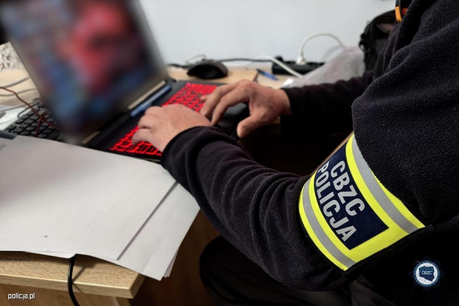 Zdjęcie w galerii na portalu naszwodzislaw.com: Operacja Hellfire. Policja rozbiła sieć przestępców wykorzystujących dzieci wiadomości z regionu