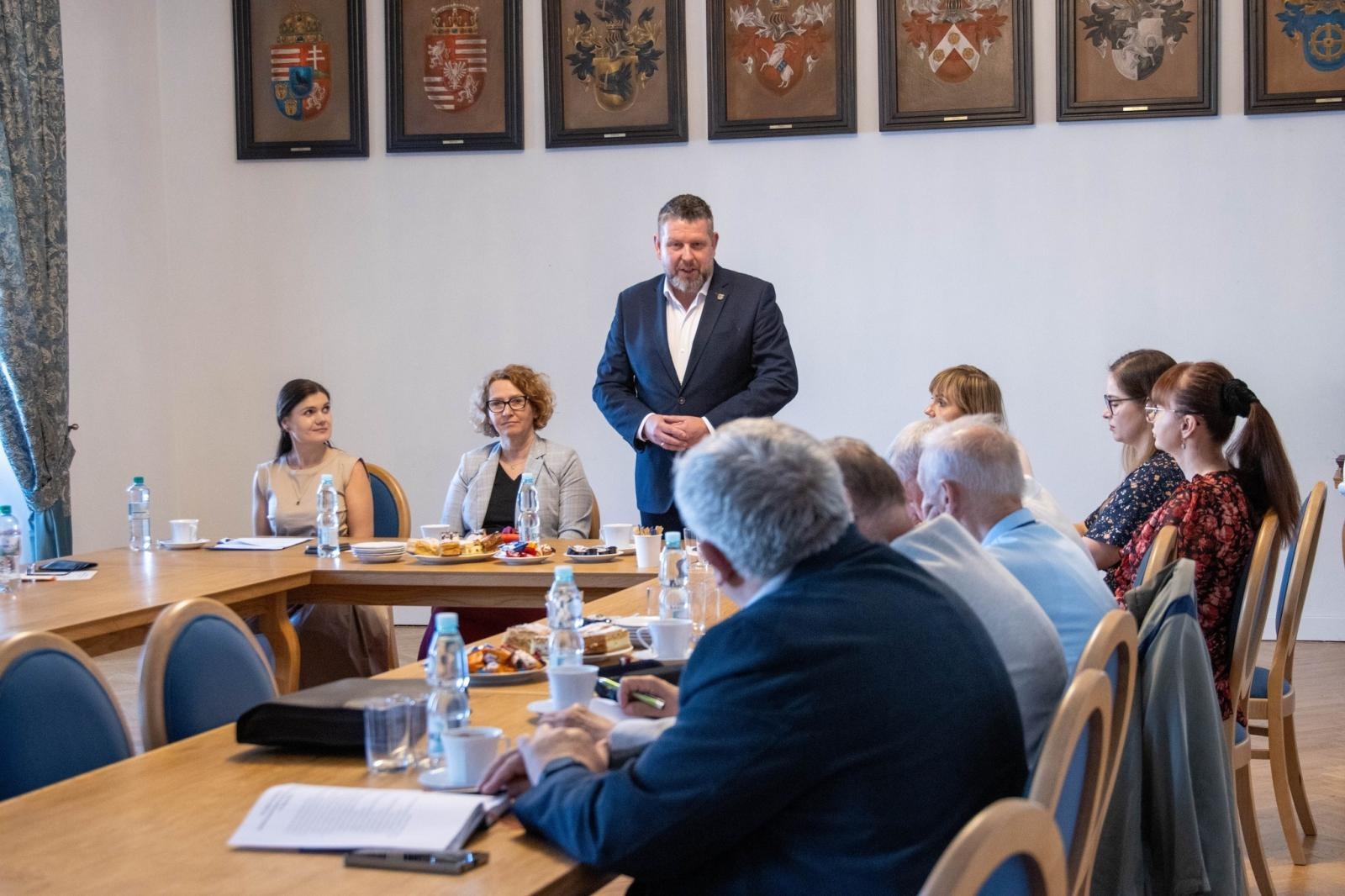 Zdjęcie w galerii na portalu naszwodzislaw.com: Rozpoczęła się III kadencja Wodzisławskiej Rady Seniorów. Wybrano prezydium wiadomości z regionu