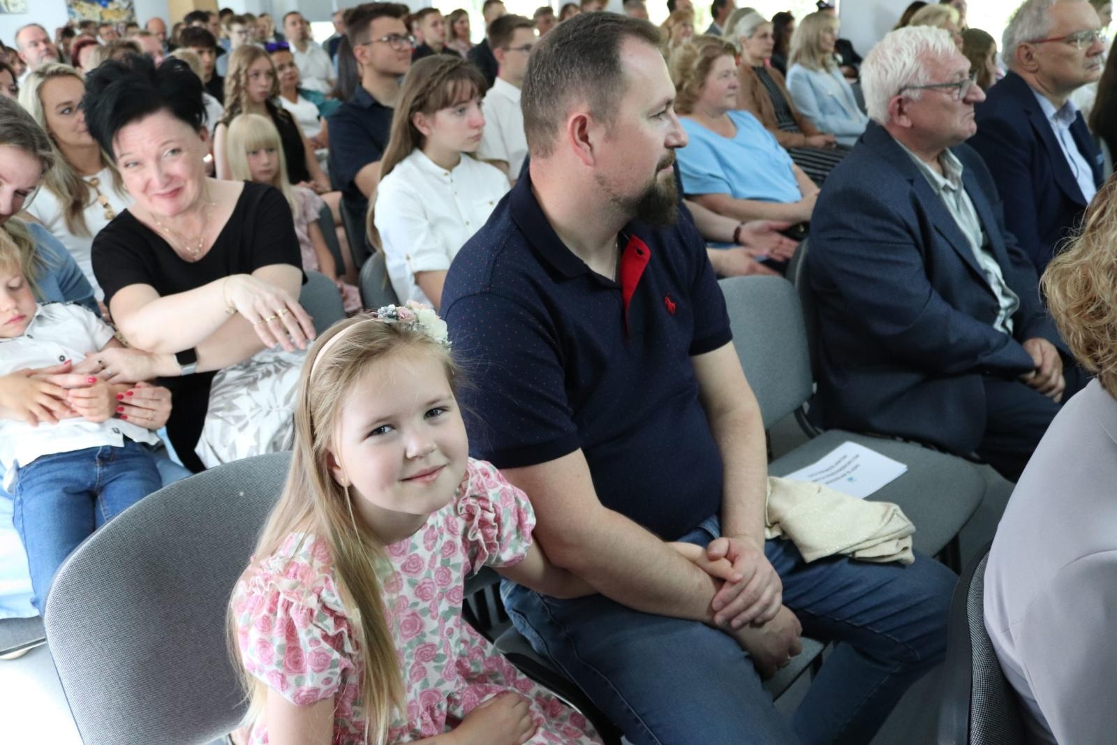 Zdjęcie w galerii na portalu naszwodzislaw.com: Najzdolniejsi uczniowie nagrodzeni. Gala Konkursów Zawodowych w Wodzisławiu Śląskim wiadomości z regionu