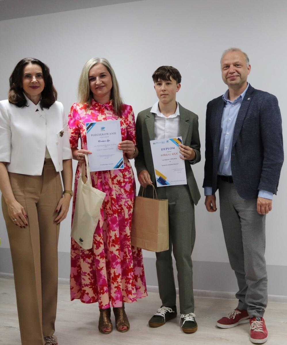 Zdjęcie w galerii na portalu naszwodzislaw.com: Najzdolniejsi uczniowie nagrodzeni. Gala Konkursów Zawodowych w Wodzisławiu Śląskim wiadomości z regionu