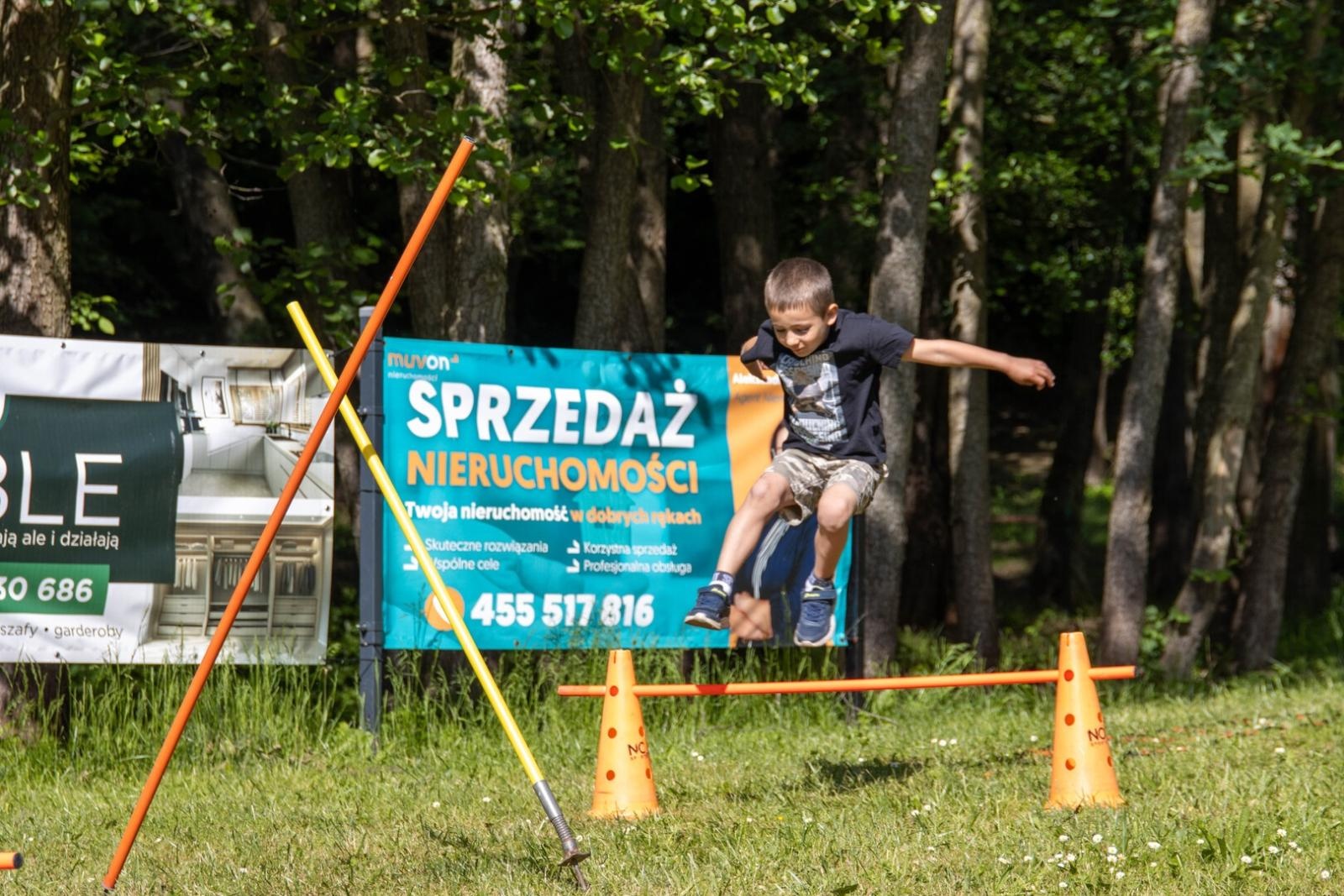Zdjęcie w galerii na portalu naszwodzislaw.com: Bajkowa misja zakończona sukcesem. Wielki finał Wodzisławskich Skrzatów na Trzech Wzgórzach wiadomości z regionu