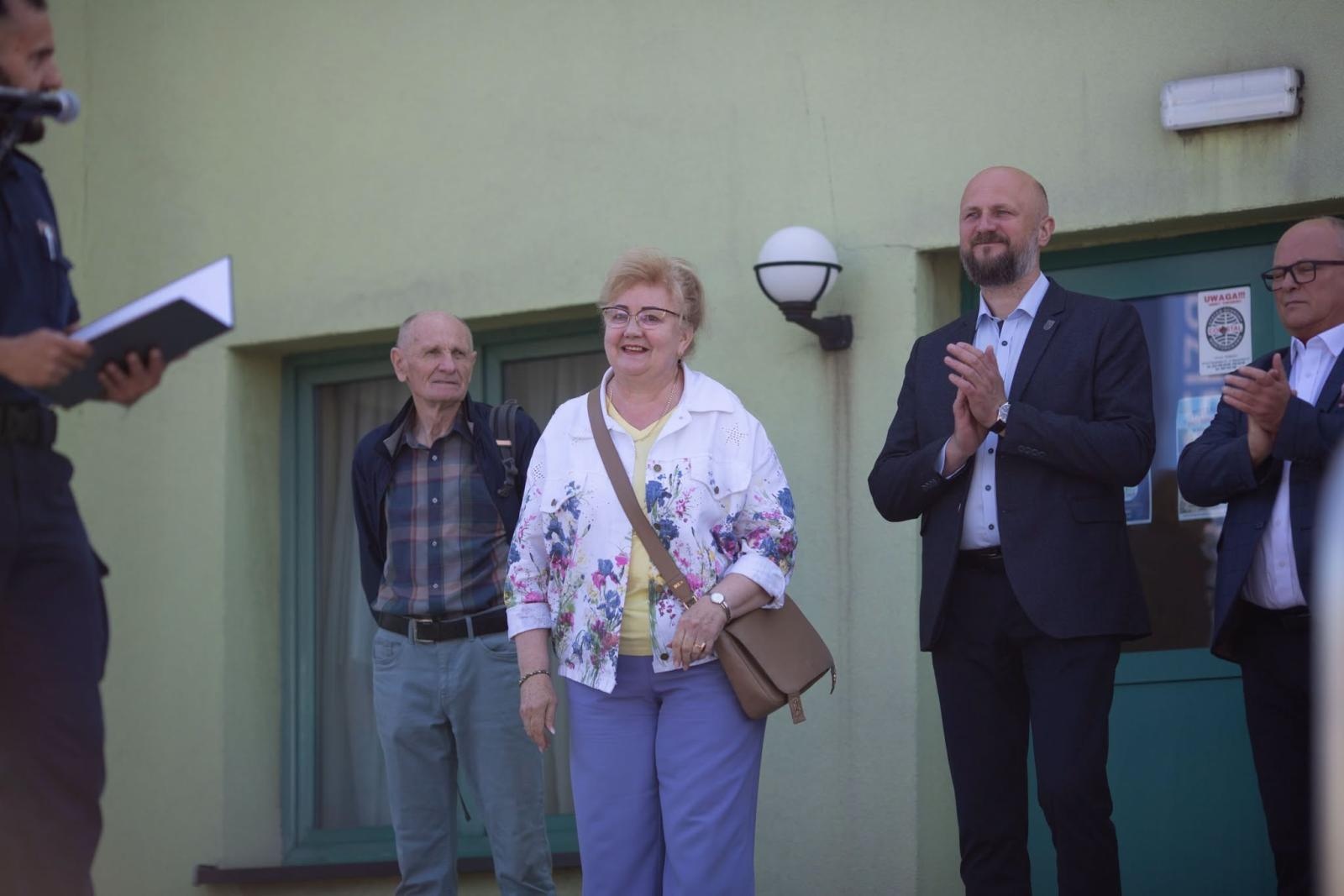 Zdjęcie w galerii na portalu naszwodzislaw.com: Płonący olej, psy policyjne i sprzęt ratowniczy. Piknik Bezpieczeństwa zachwycił Radlin [FOTO] wiadomości z regionu