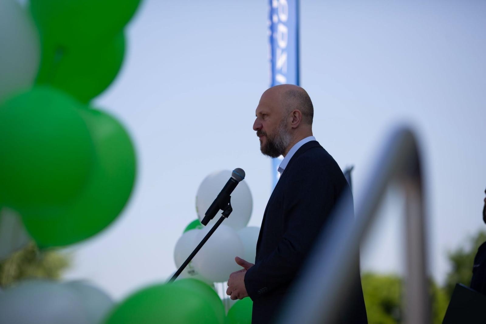 Zdjęcie w galerii na portalu naszwodzislaw.com: Płonący olej, psy policyjne i sprzęt ratowniczy. Piknik Bezpieczeństwa zachwycił Radlin [FOTO] wiadomości z regionu