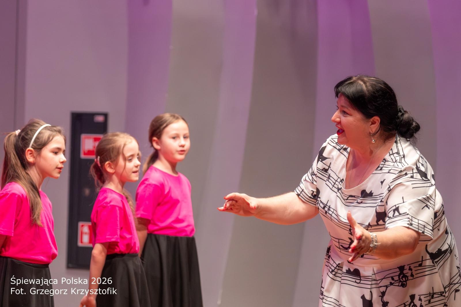 Zdjęcie w galerii na portalu naszwodzislaw.com: Młodzi artyści z Wodzisławia zachwycili w NOSPR. Wyjątkowy koncert wśród bajkowych dźwięków wiadomości z regionu