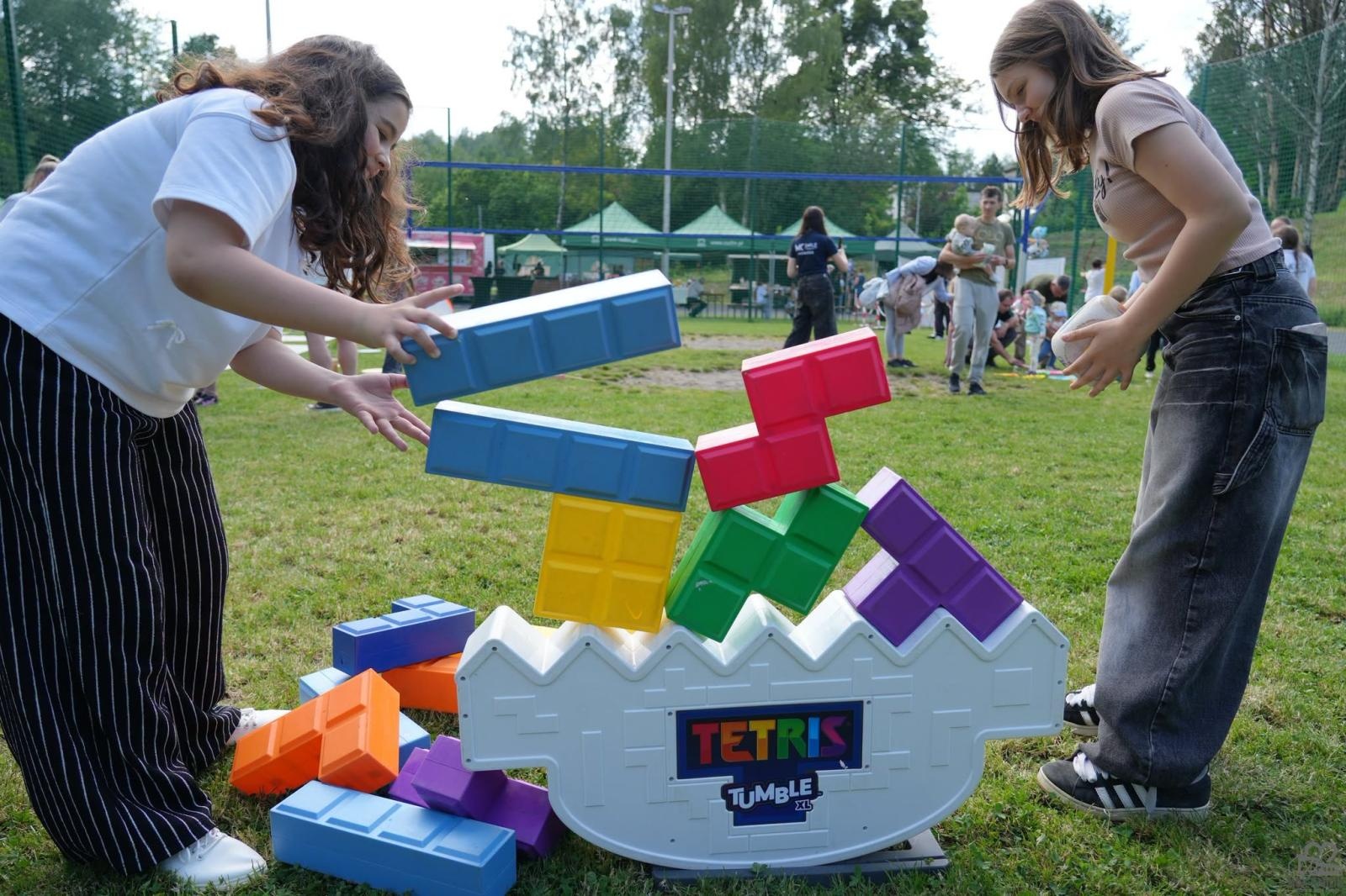 Zdjęcie w galerii na portalu naszwodzislaw.com: Folk, muzyka i emocje mimo deszczu. Za nami II Festiwal FOLK IN RADLIN wiadomości z regionu