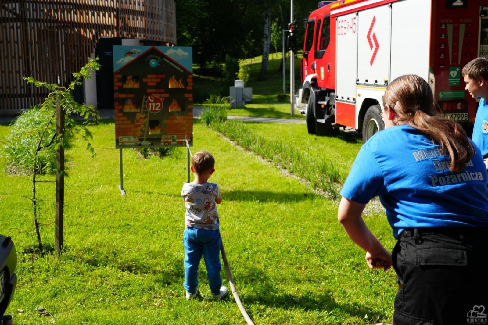 Zdjęcie w galerii na portalu naszwodzislaw.com: Folk, muzyka i emocje mimo deszczu. Za nami II Festiwal FOLK IN RADLIN wiadomości z regionu