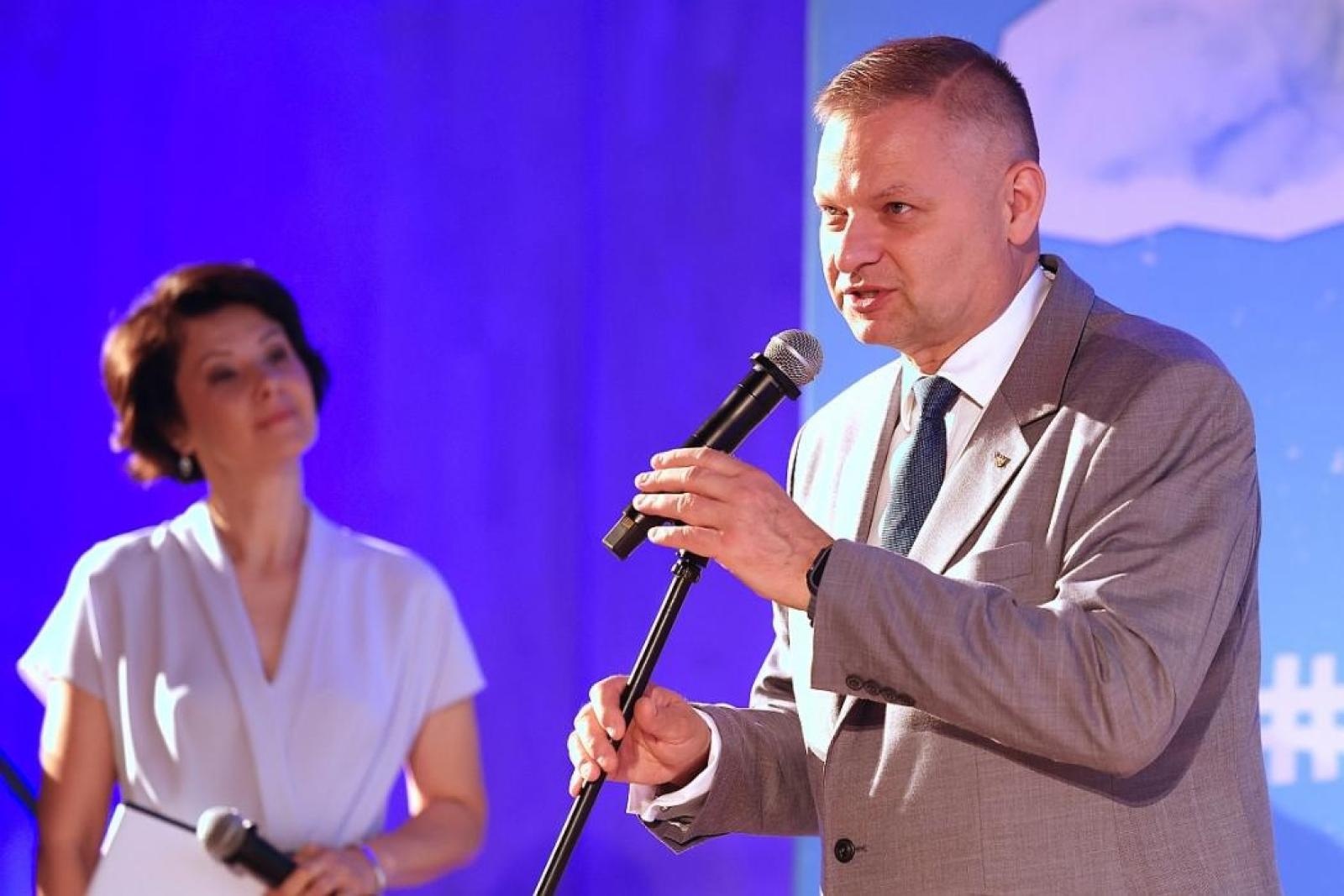Zdjęcie w galerii na portalu naszwodzislaw.com: Śląskie oddycha przyszłością wiadomości z regionu