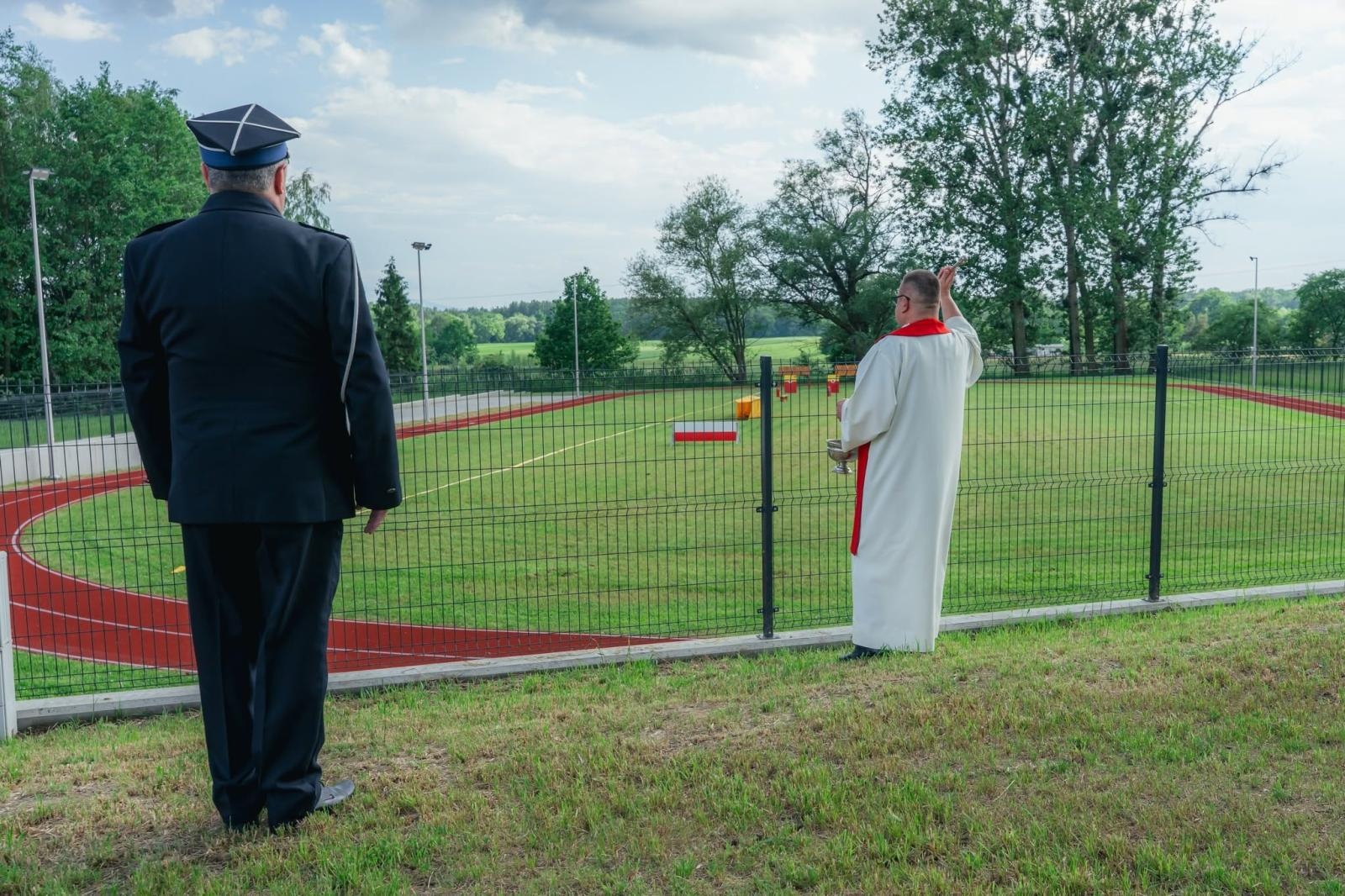 Zdjęcie w galerii na portalu naszwodzislaw.com: Święto strażaków z Łazisk. 115-lecie OSP i otwarcie nowoczesnej infrastruktury [FOTO] wiadomości z regionu