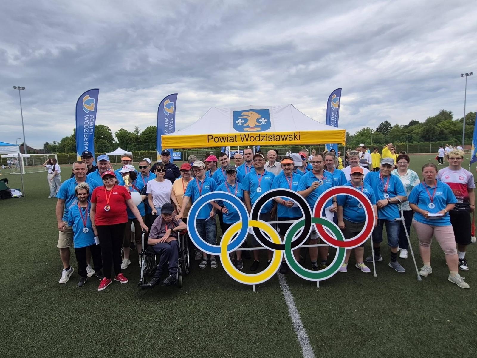 Zdjęcie w galerii na portalu naszwodzislaw.com: Tu nie było przegranych. Olimpiada Osób z Niepełnosprawnościami po raz kolejny wzruszyła uczestników wiadomości z regionu