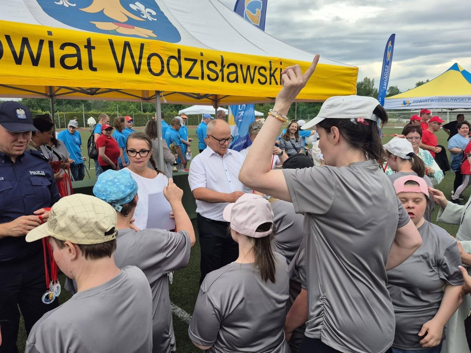 Zdjęcie w galerii na portalu naszwodzislaw.com: Tu nie było przegranych. Olimpiada Osób z Niepełnosprawnościami po raz kolejny wzruszyła uczestników wiadomości z regionu