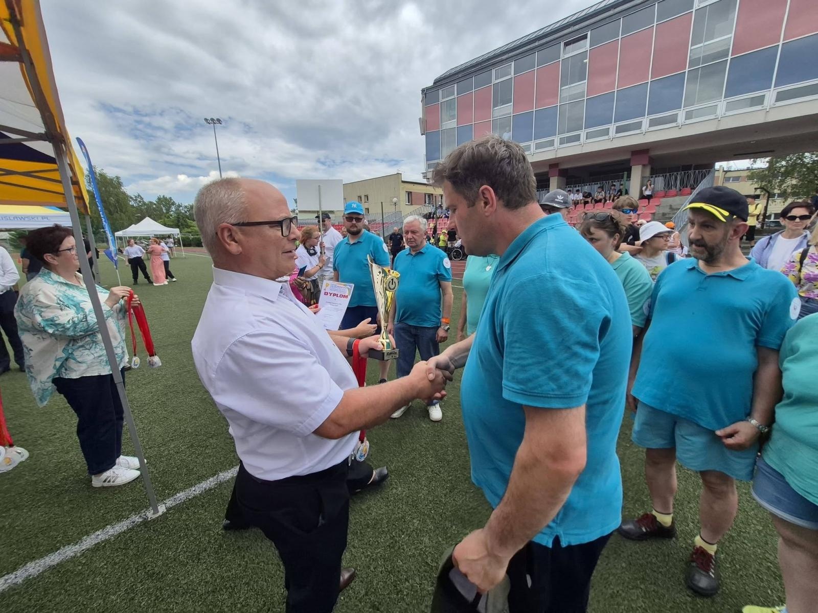 Zdjęcie w galerii na portalu naszwodzislaw.com: Tu nie było przegranych. Olimpiada Osób z Niepełnosprawnościami po raz kolejny wzruszyła uczestników wiadomości z regionu