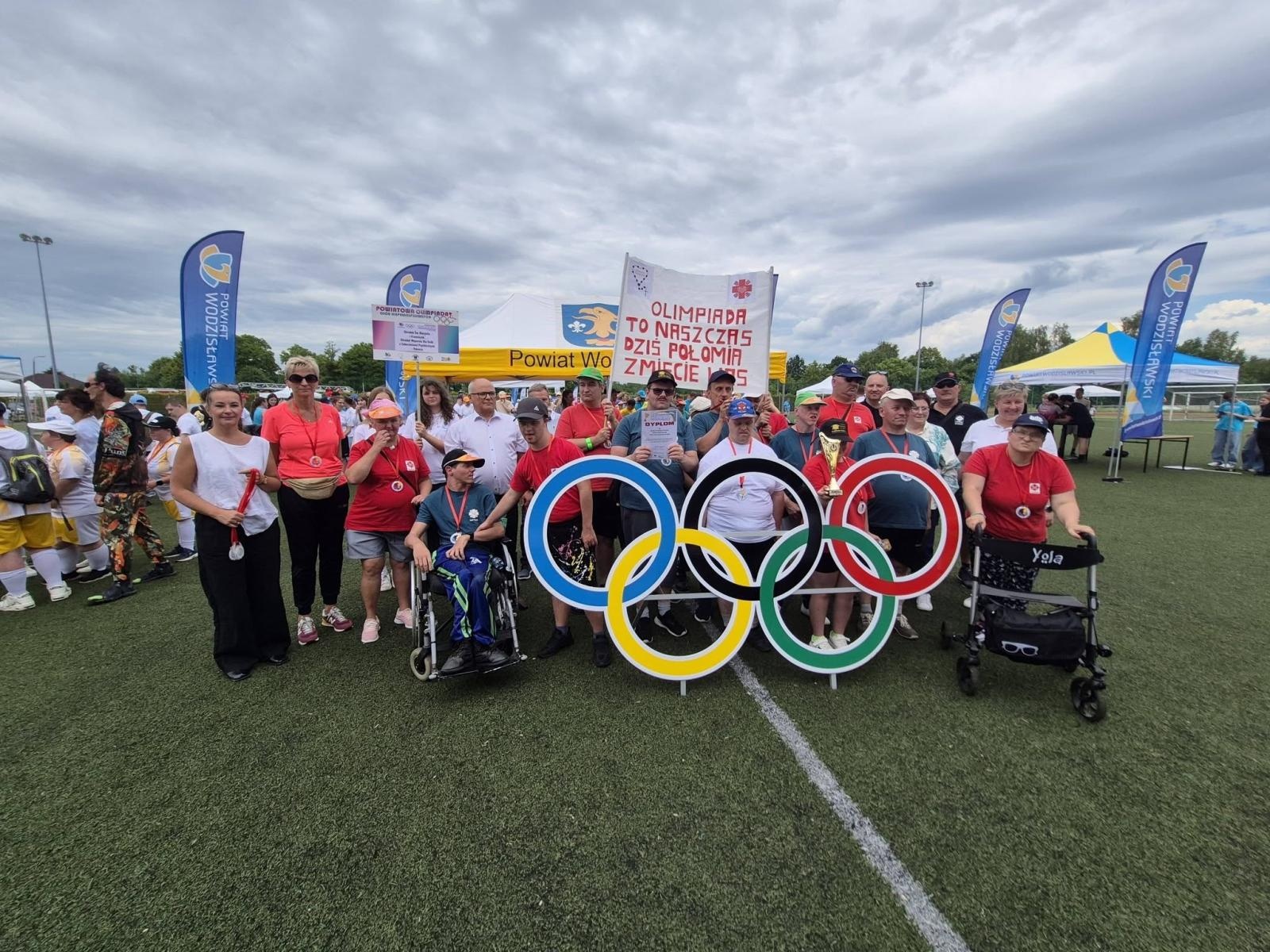 Zdjęcie w galerii na portalu naszwodzislaw.com: Tu nie było przegranych. Olimpiada Osób z Niepełnosprawnościami po raz kolejny wzruszyła uczestników wiadomości z regionu