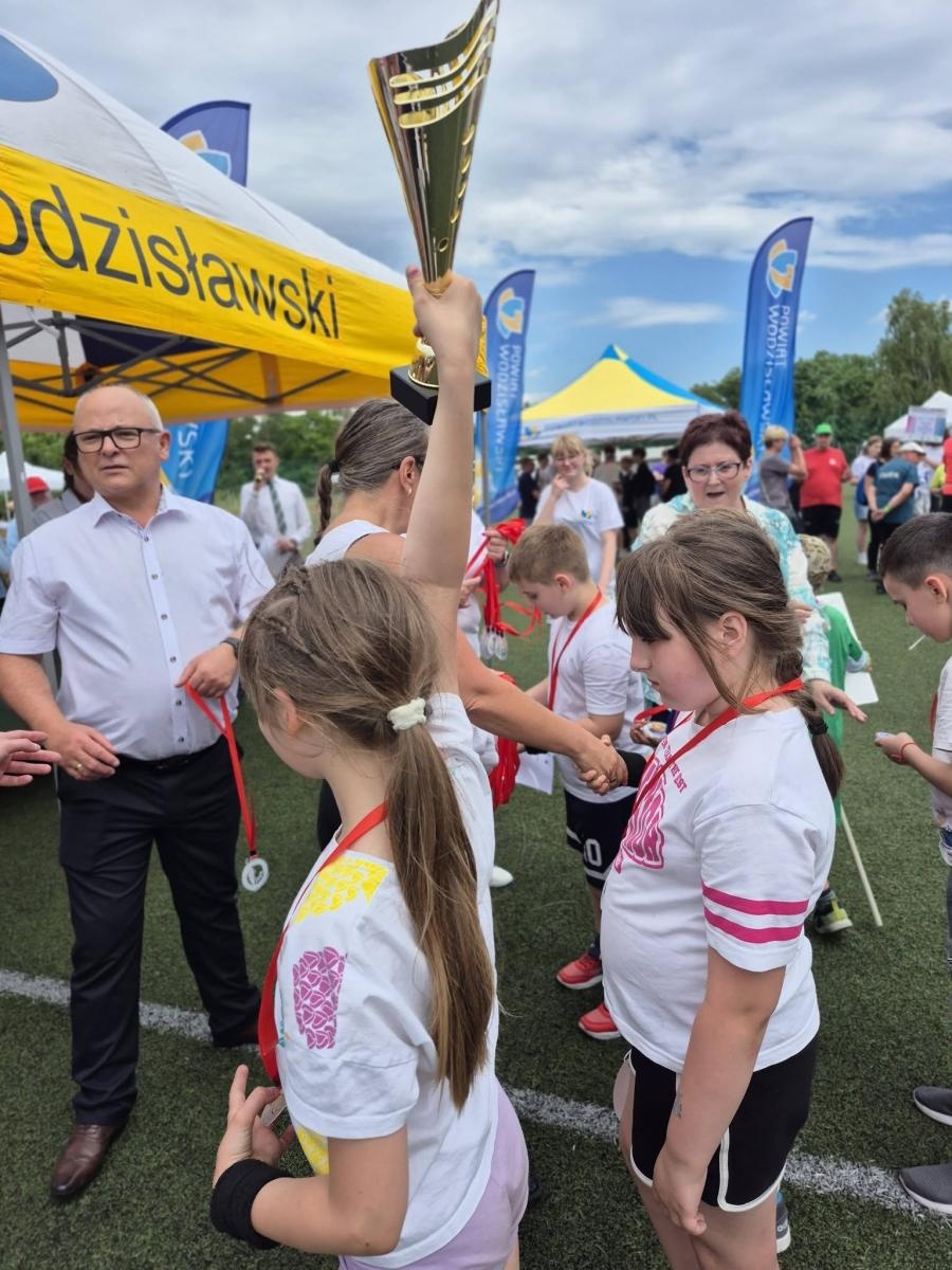 Zdjęcie w galerii na portalu naszwodzislaw.com: Tu nie było przegranych. Olimpiada Osób z Niepełnosprawnościami po raz kolejny wzruszyła uczestników wiadomości z regionu