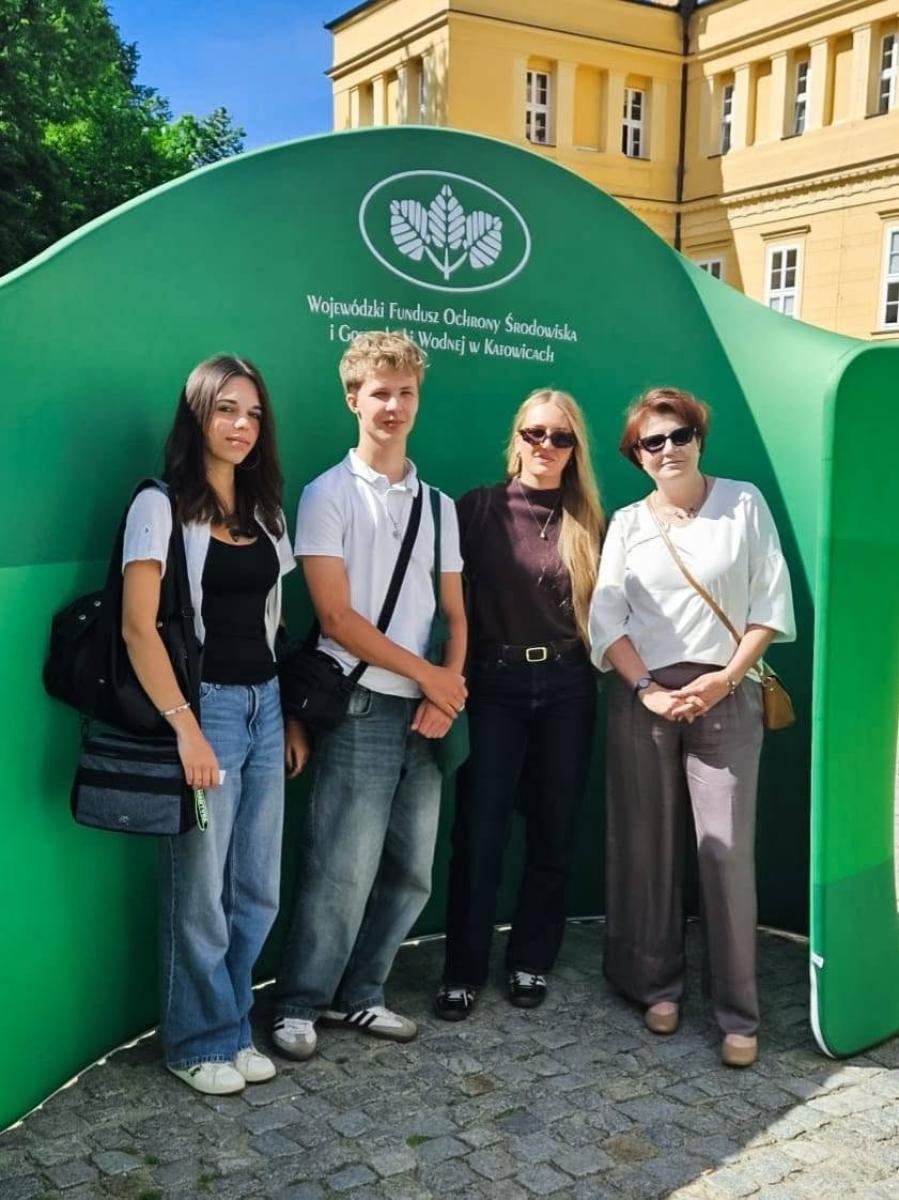 Zdjęcie w galerii na portalu naszwodzislaw.com: Laboratorium przyszłości w Rydułtowach. Uczniowie zyskają dostęp do technologii 3D i mikroskopów wiadomości z regionu