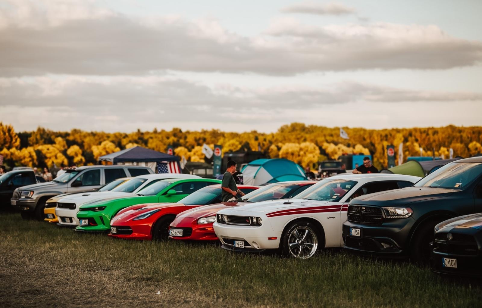 Zdjęcie w galerii na portalu naszwodzislaw.com: American Cars Mania, czyli największy festiwal amerykańskiej motoryzacji w Europie. Klasyki i mocne bestie! wiadomości z regionu