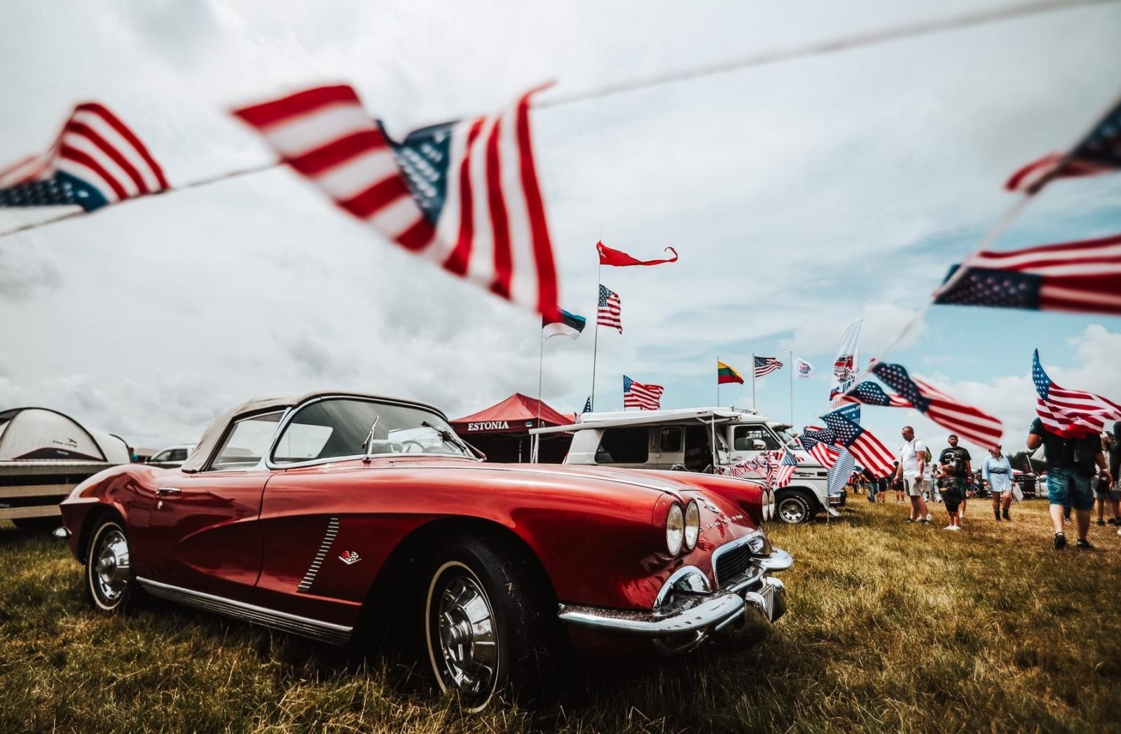 Zdjęcie w galerii na portalu naszwodzislaw.com: American Cars Mania, czyli największy festiwal amerykańskiej motoryzacji w Europie. Klasyki i mocne bestie! wiadomości z regionu
