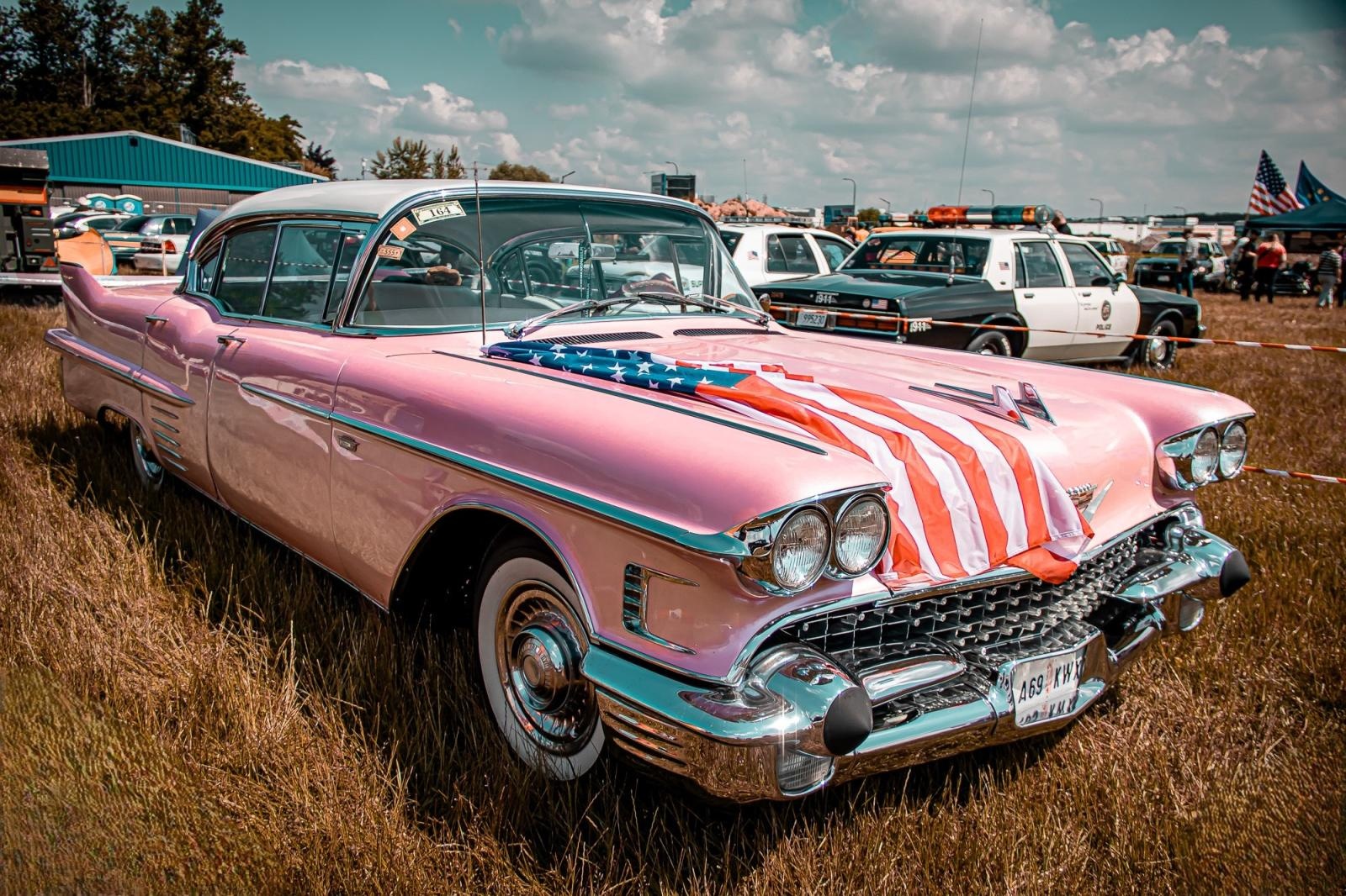 Zdjęcie w galerii na portalu naszwodzislaw.com: American Cars Mania, czyli największy festiwal amerykańskiej motoryzacji w Europie. Klasyki i mocne bestie! wiadomości z regionu
