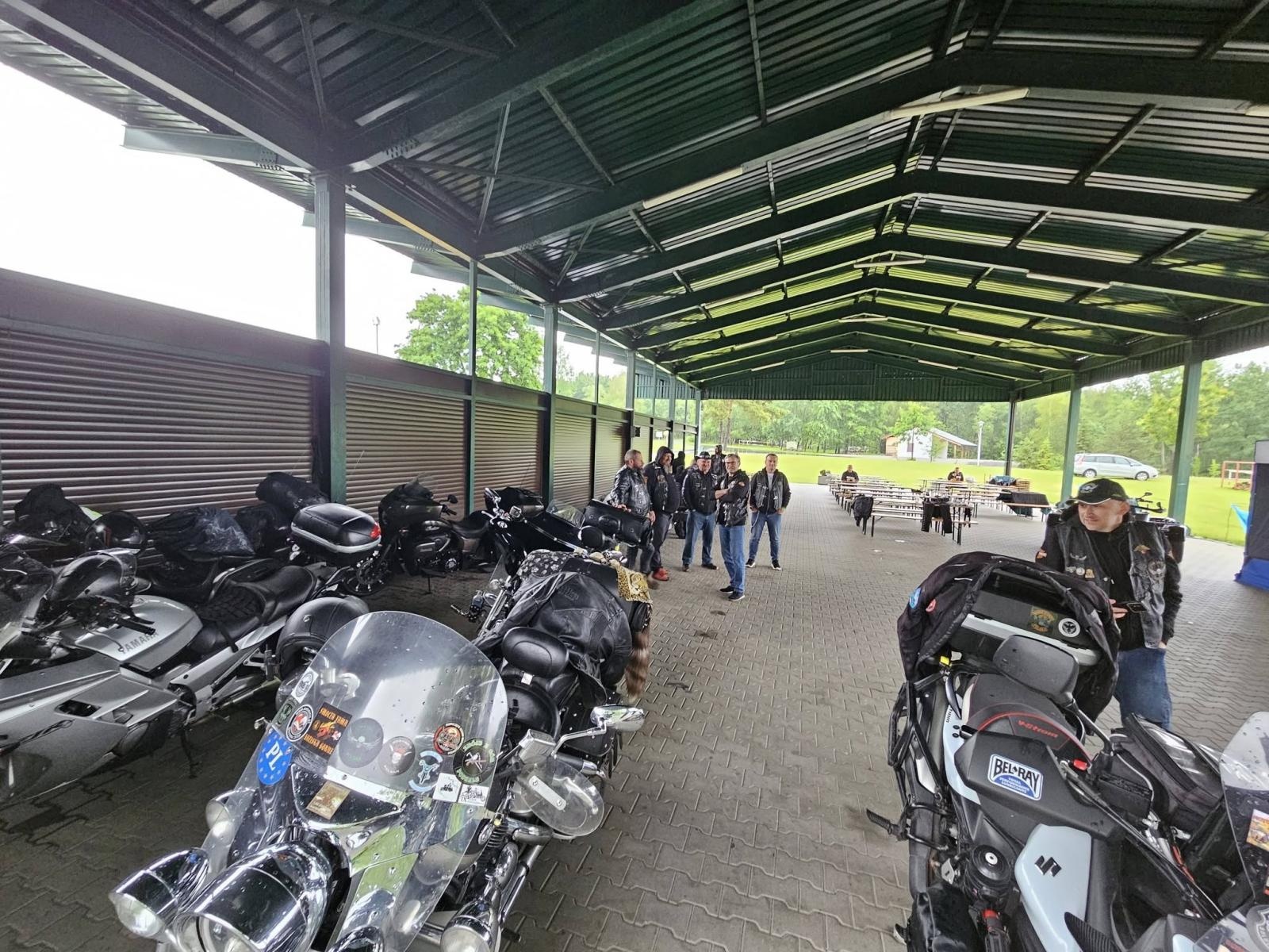 Zdjęcie w galerii na portalu naszwodzislaw.com: 15 lat na dwóch kołach. Grupa Motocyklowa Sami Swoi świętowała jubileusz w Krostoszowicach wiadomości z regionu