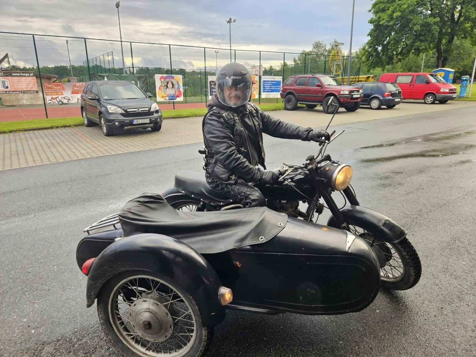 Zdjęcie w galerii na portalu naszwodzislaw.com: 15 lat na dwóch kołach. Grupa Motocyklowa Sami Swoi świętowała jubileusz w Krostoszowicach wiadomości z regionu