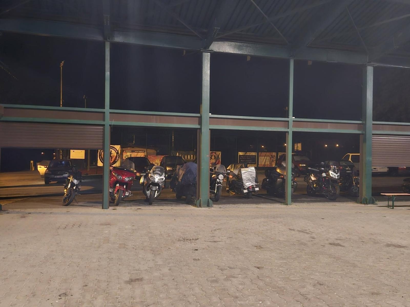 Zdjęcie w galerii na portalu naszwodzislaw.com: 15 lat na dwóch kołach. Grupa Motocyklowa Sami Swoi świętowała jubileusz w Krostoszowicach wiadomości z regionu