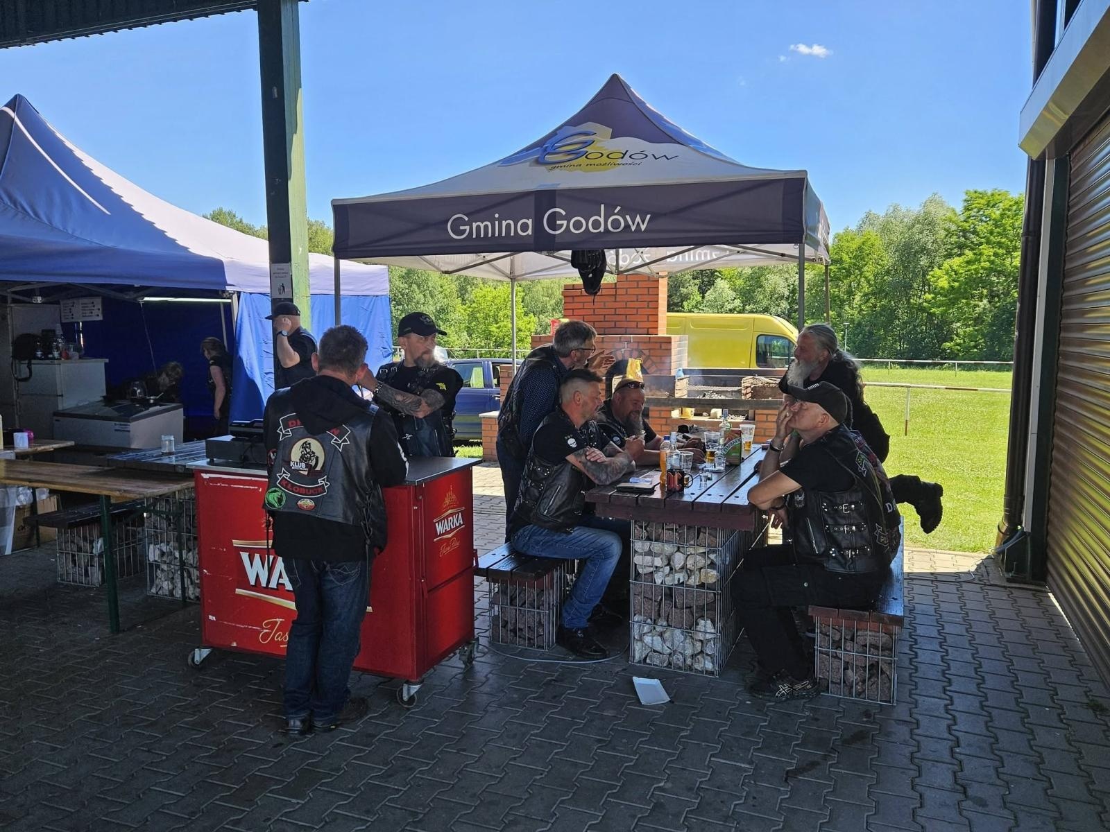 Zdjęcie w galerii na portalu naszwodzislaw.com: 15 lat na dwóch kołach. Grupa Motocyklowa Sami Swoi świętowała jubileusz w Krostoszowicach wiadomości z regionu