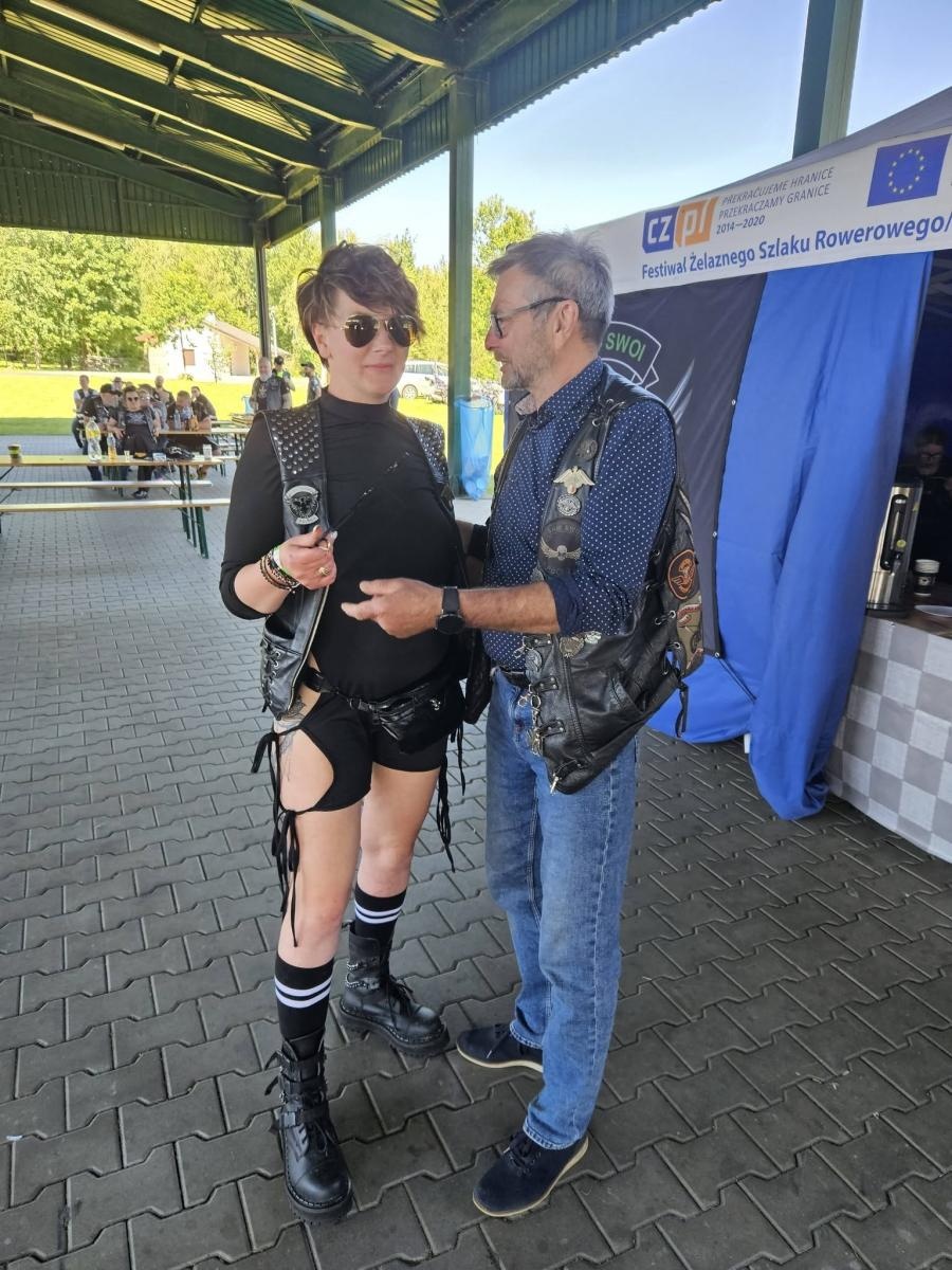 Zdjęcie w galerii na portalu naszwodzislaw.com: 15 lat na dwóch kołach. Grupa Motocyklowa Sami Swoi świętowała jubileusz w Krostoszowicach wiadomości z regionu