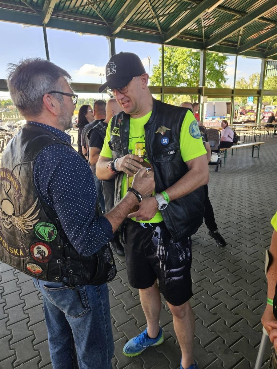 Zdjęcie w galerii na portalu naszwodzislaw.com: 15 lat na dwóch kołach. Grupa Motocyklowa Sami Swoi świętowała jubileusz w Krostoszowicach wiadomości z regionu