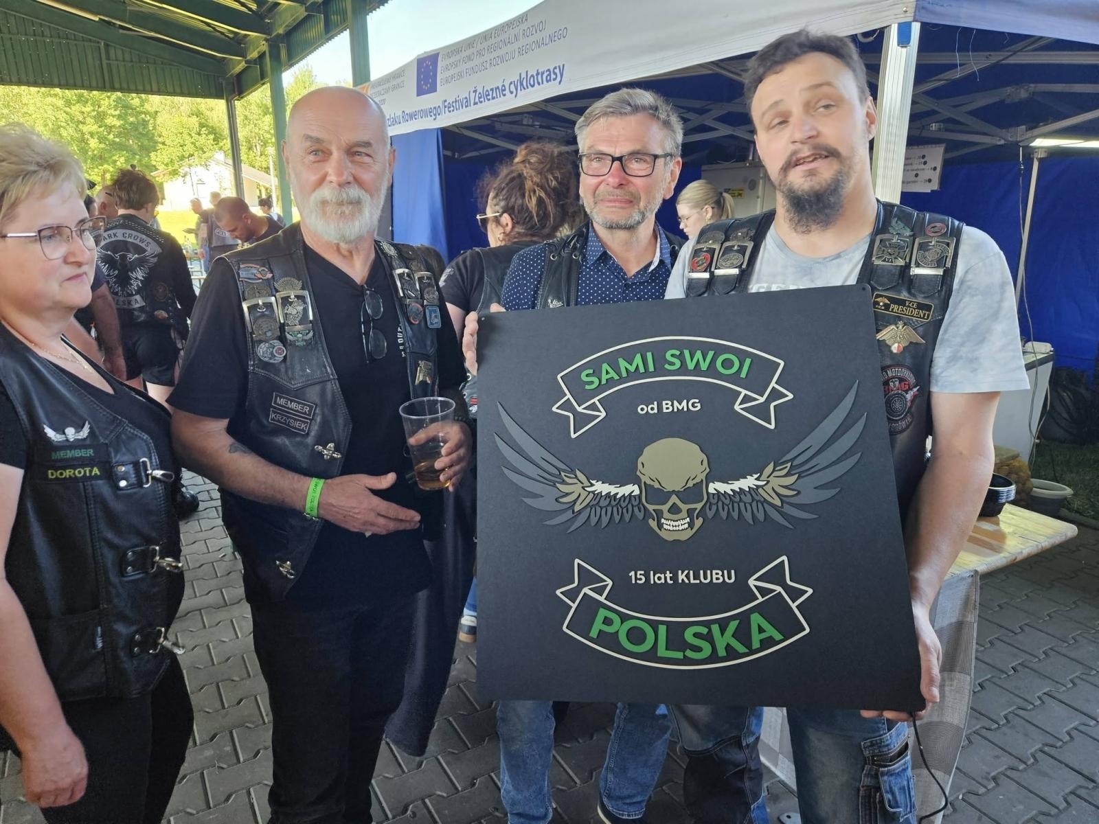 Zdjęcie w galerii na portalu naszwodzislaw.com: 15 lat na dwóch kołach. Grupa Motocyklowa Sami Swoi świętowała jubileusz w Krostoszowicach wiadomości z regionu