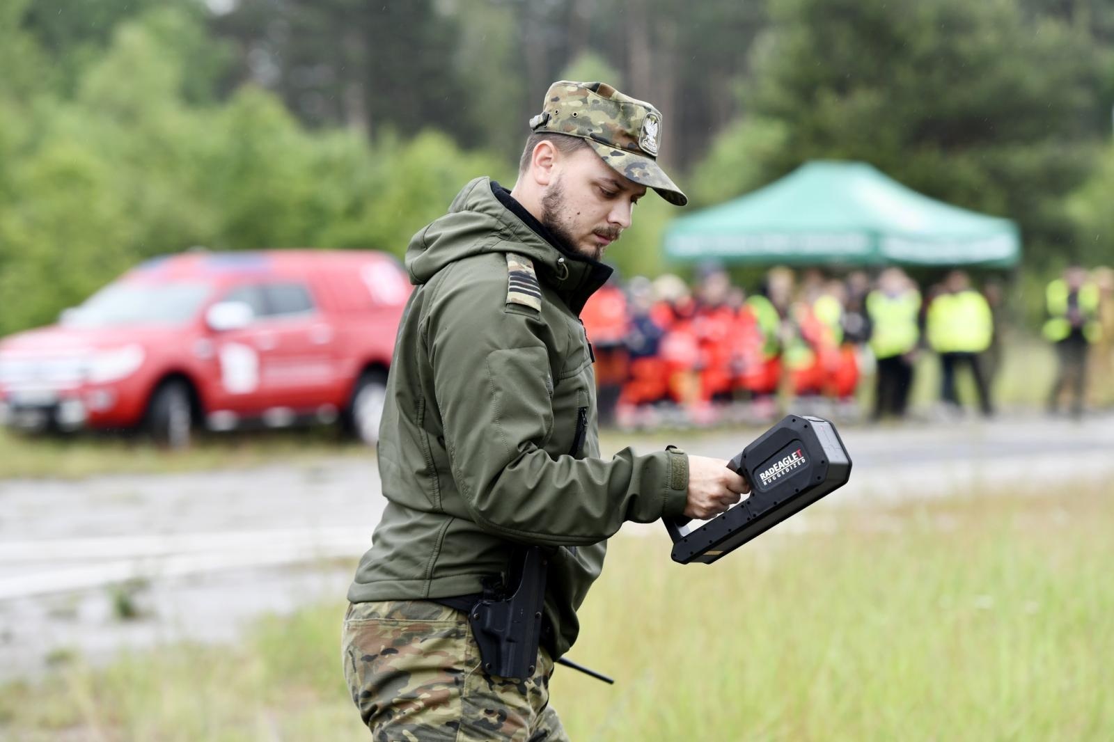 Zdjęcie w galerii na portalu naszwodzislaw.com: Izotop 2026. Ćwiczenia służb na lotnisku w Katowicach-Pyrzowicach wiadomości z regionu