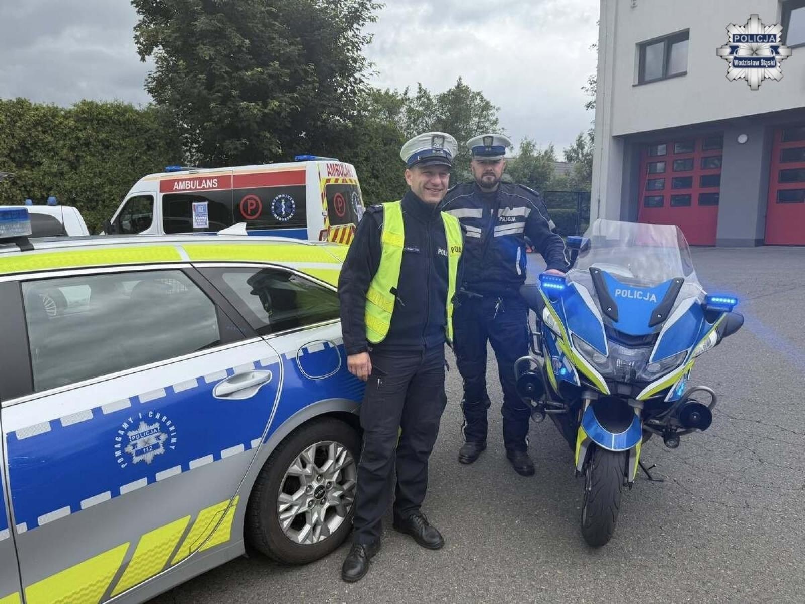 Zdjęcie w galerii na portalu naszwodzislaw.com: Ultramaraton z sercem. Przez powiat wodzisławski przejechali rowerzyści niosący pomoc wiadomości z regionu