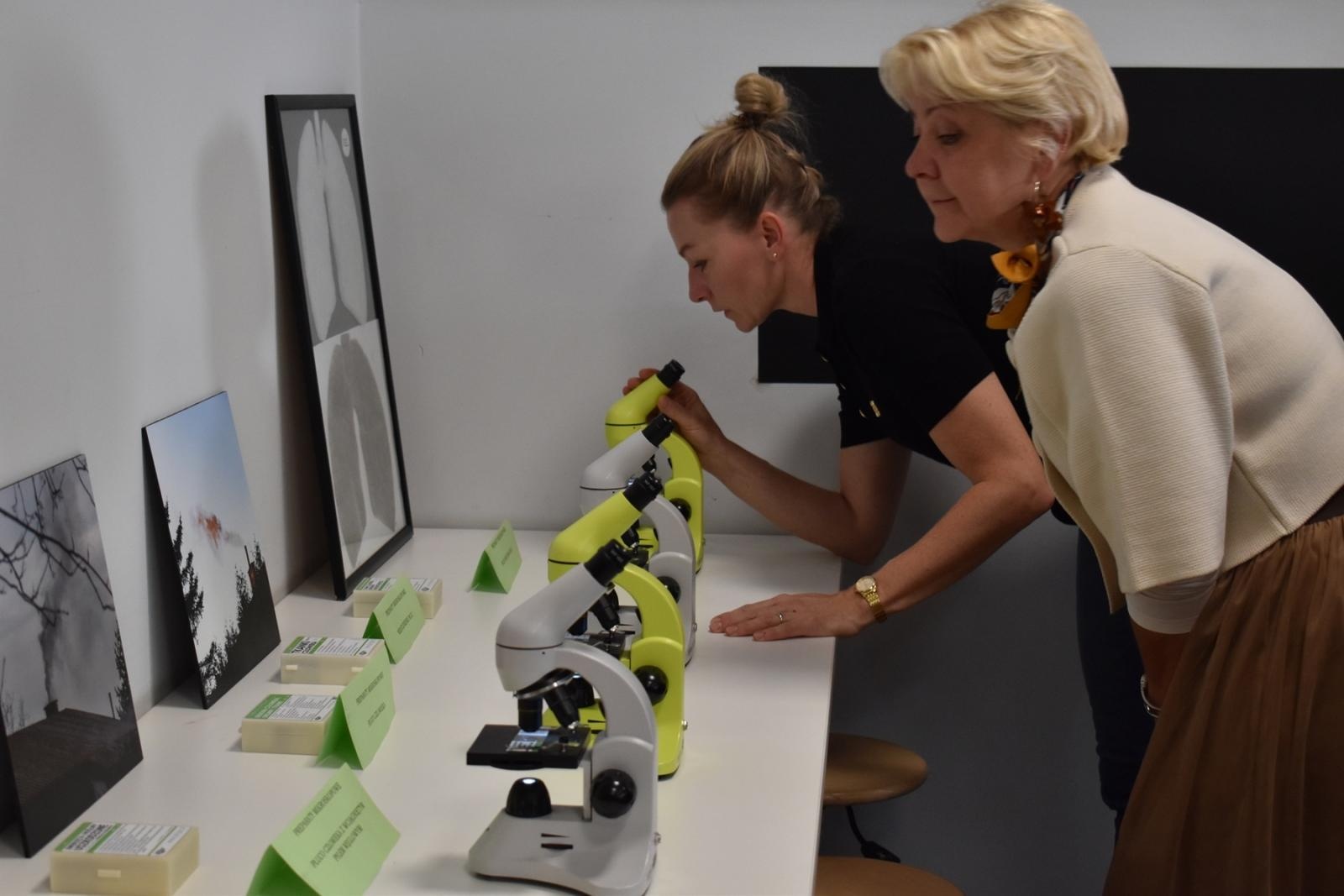 Zdjęcie w galerii na portalu naszwodzislaw.com: W Radlinie powstała szkolna pracownia antysmogowa wiadomości z regionu