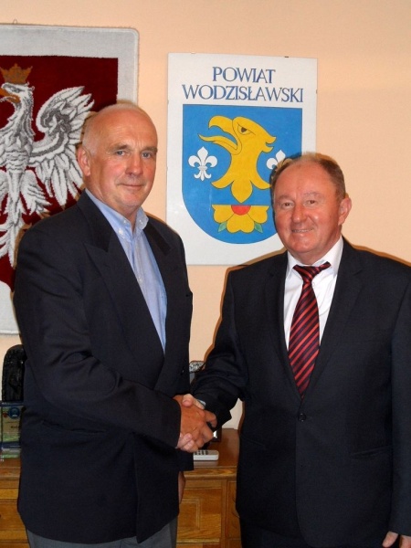 Zdjęcie w galerii na portalu naszwodzislaw.com: Starosta uruchamia autobusy do Godowa wiadomości z regionu