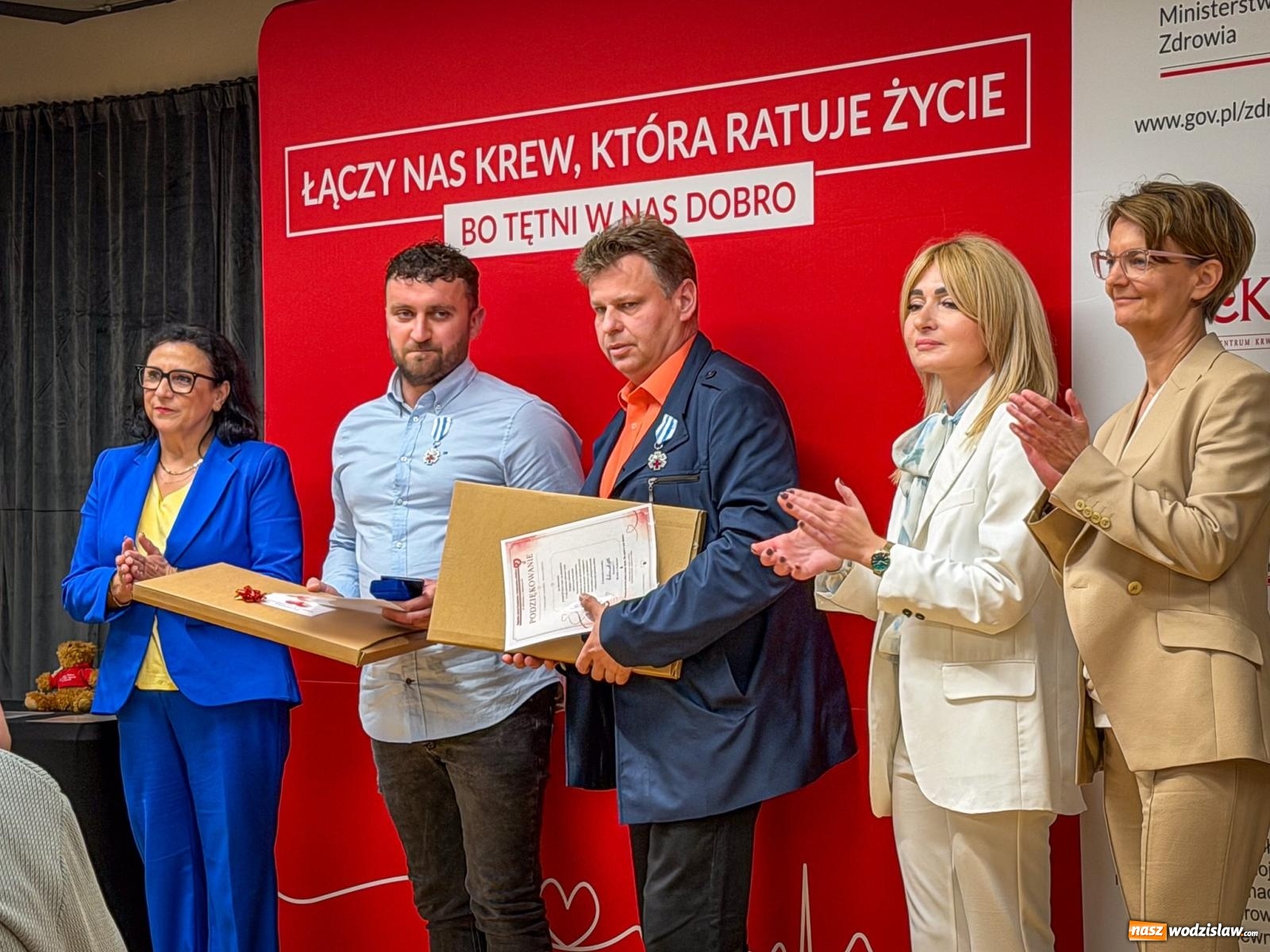 Zdjęcie w galerii na portalu naszwodzislaw.com: Zasłużeni krwiodawcy z regionu uhonorowani na Zamku Piastowskim w Raciborzu wiadomości z regionu